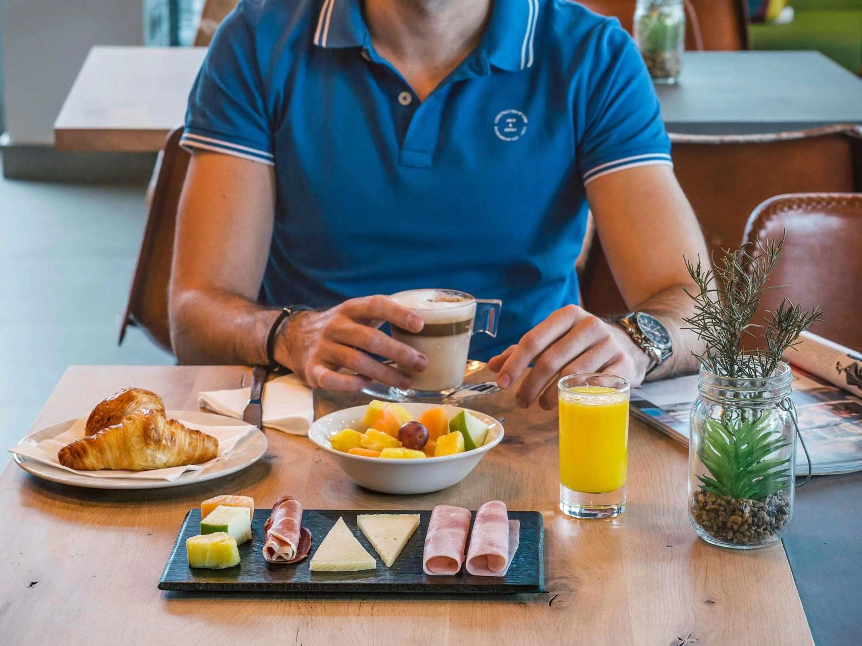 Breakfast in Ibis Valencia Bonaire Aeropuerto