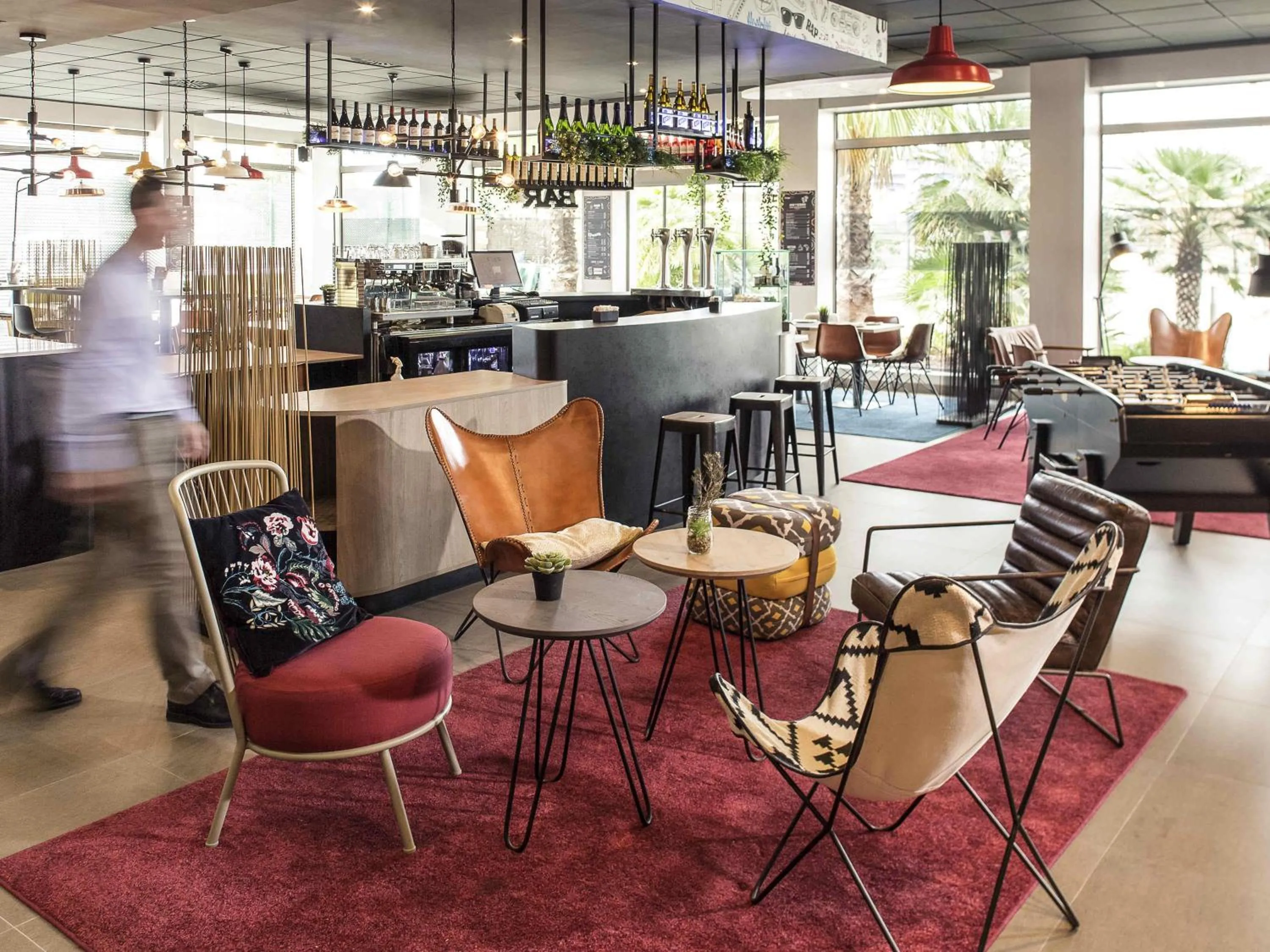 Lounge or bar in Ibis Valencia Bonaire Aeropuerto