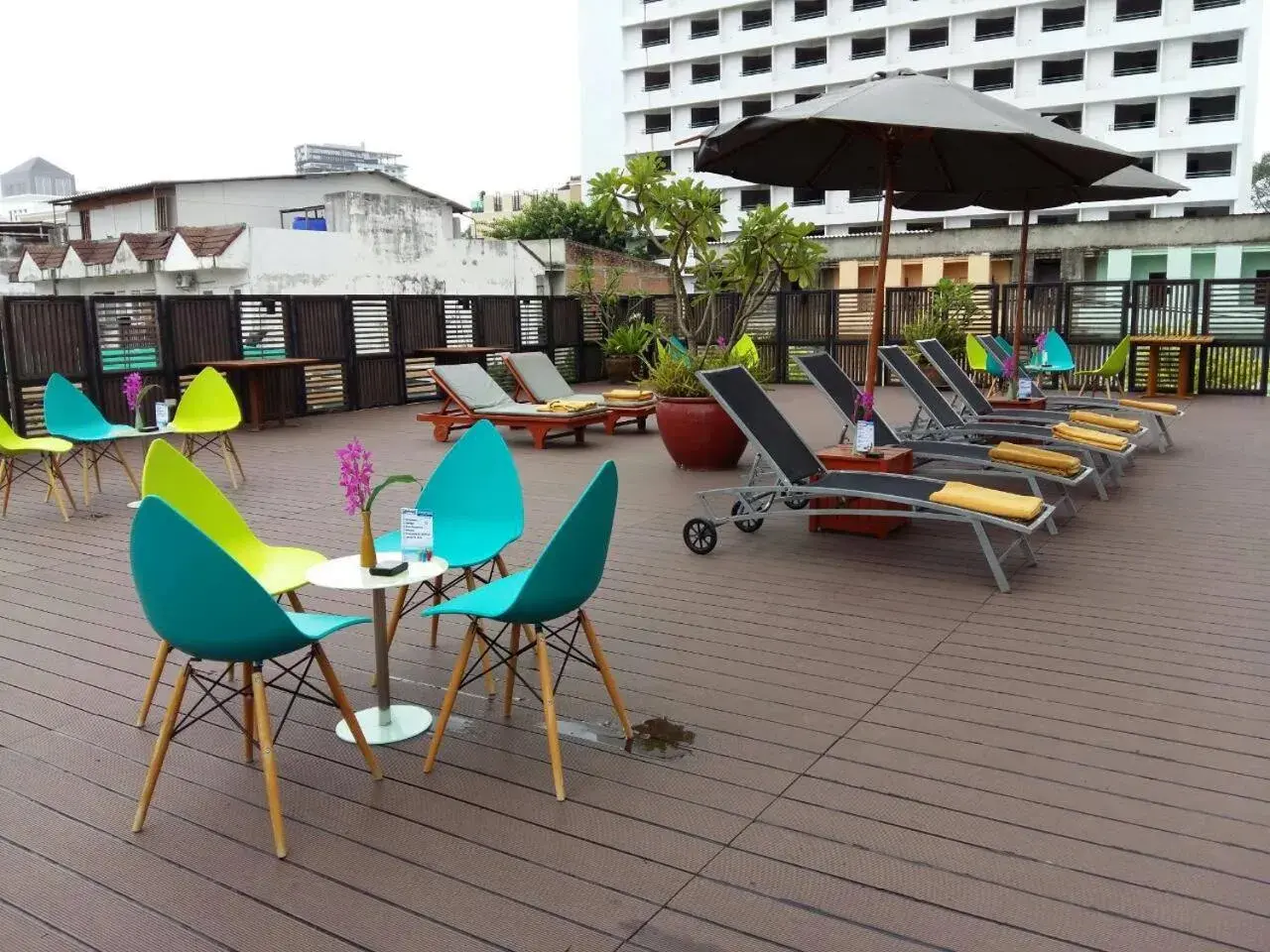 Area and facilities, Swimming Pool in The Seasons Pattaya - SHA Plus Certified