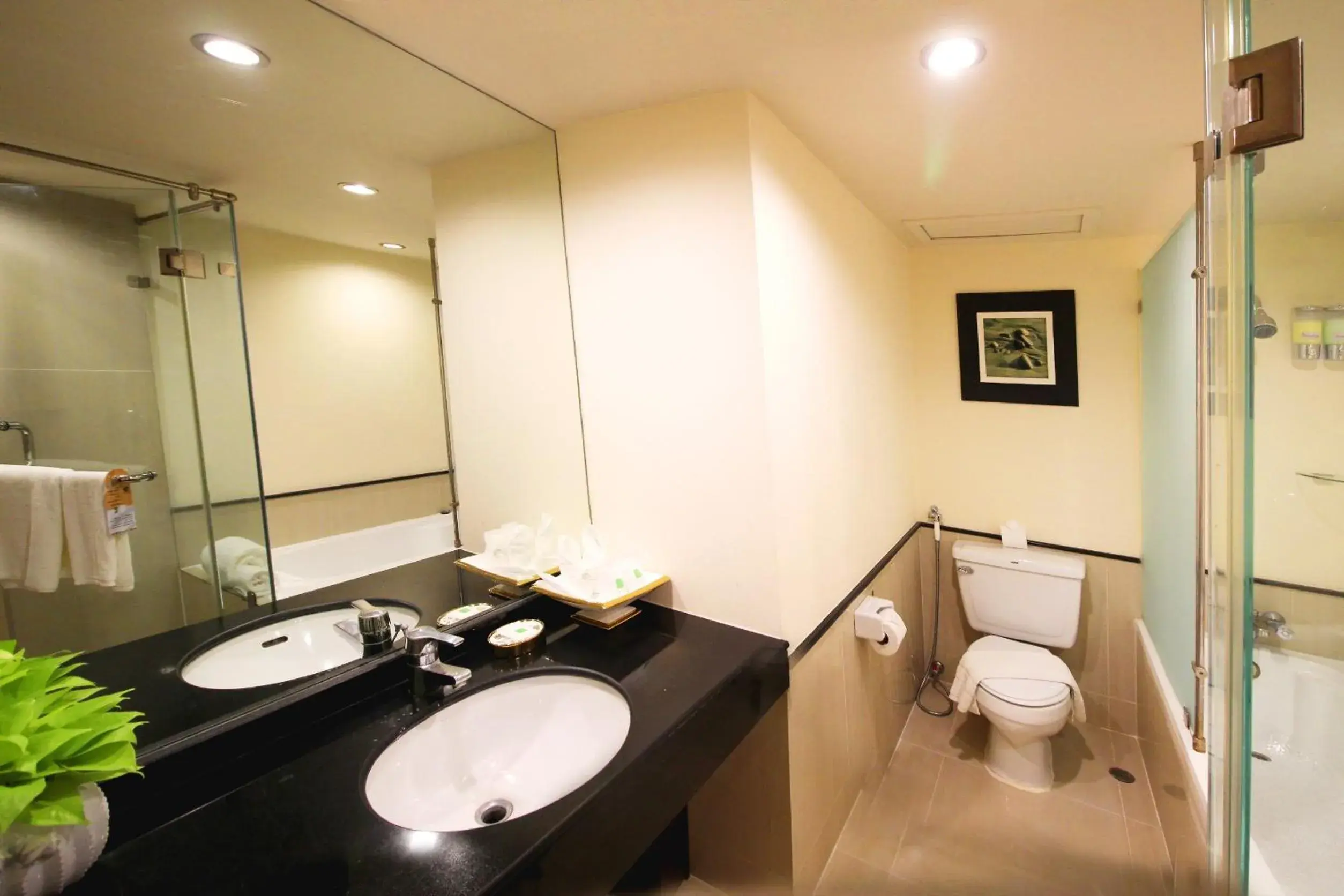 Bathroom in The Seasons Pattaya - SHA Plus Certified