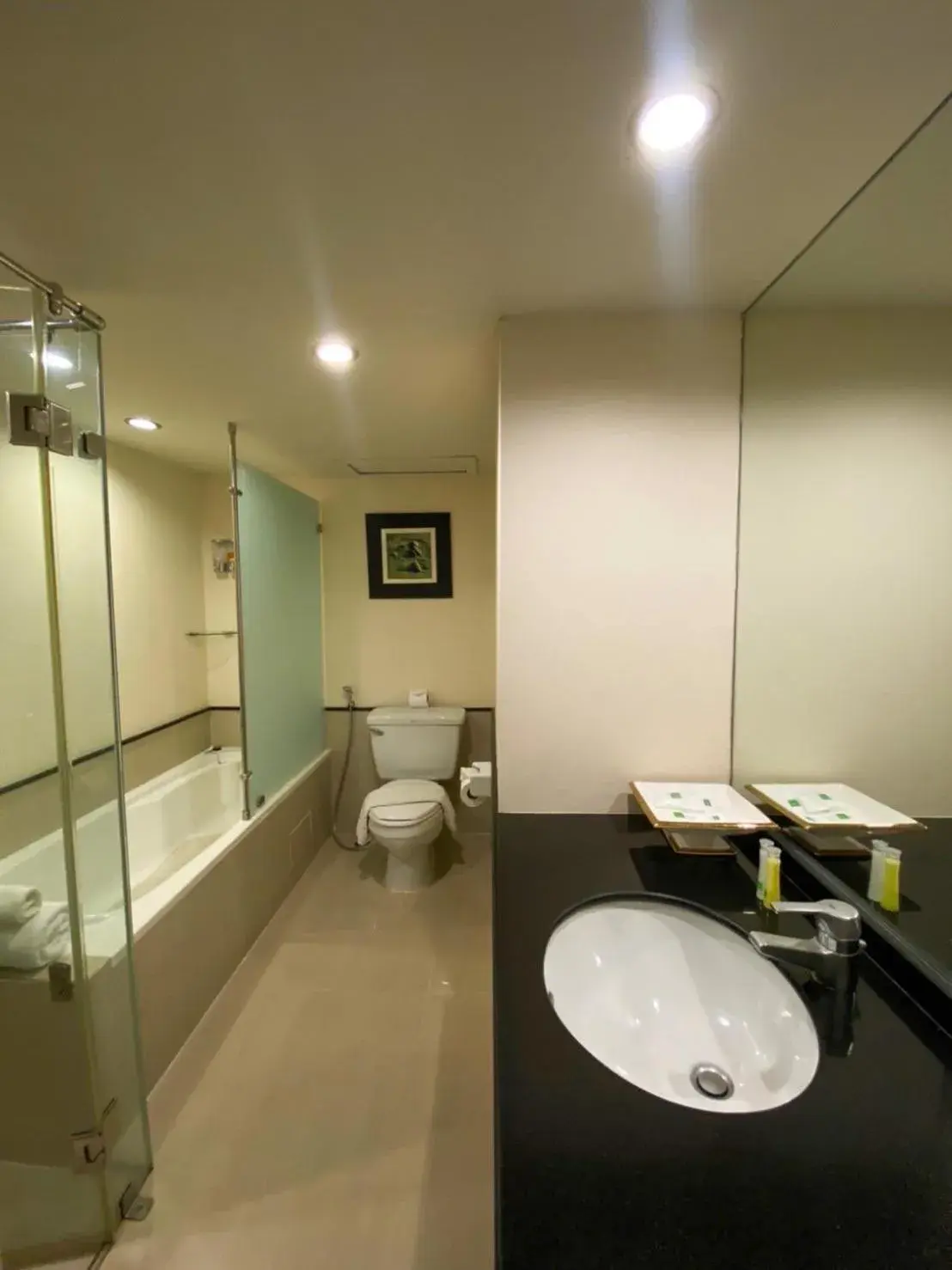 Bathroom in The Seasons Pattaya - SHA Plus Certified