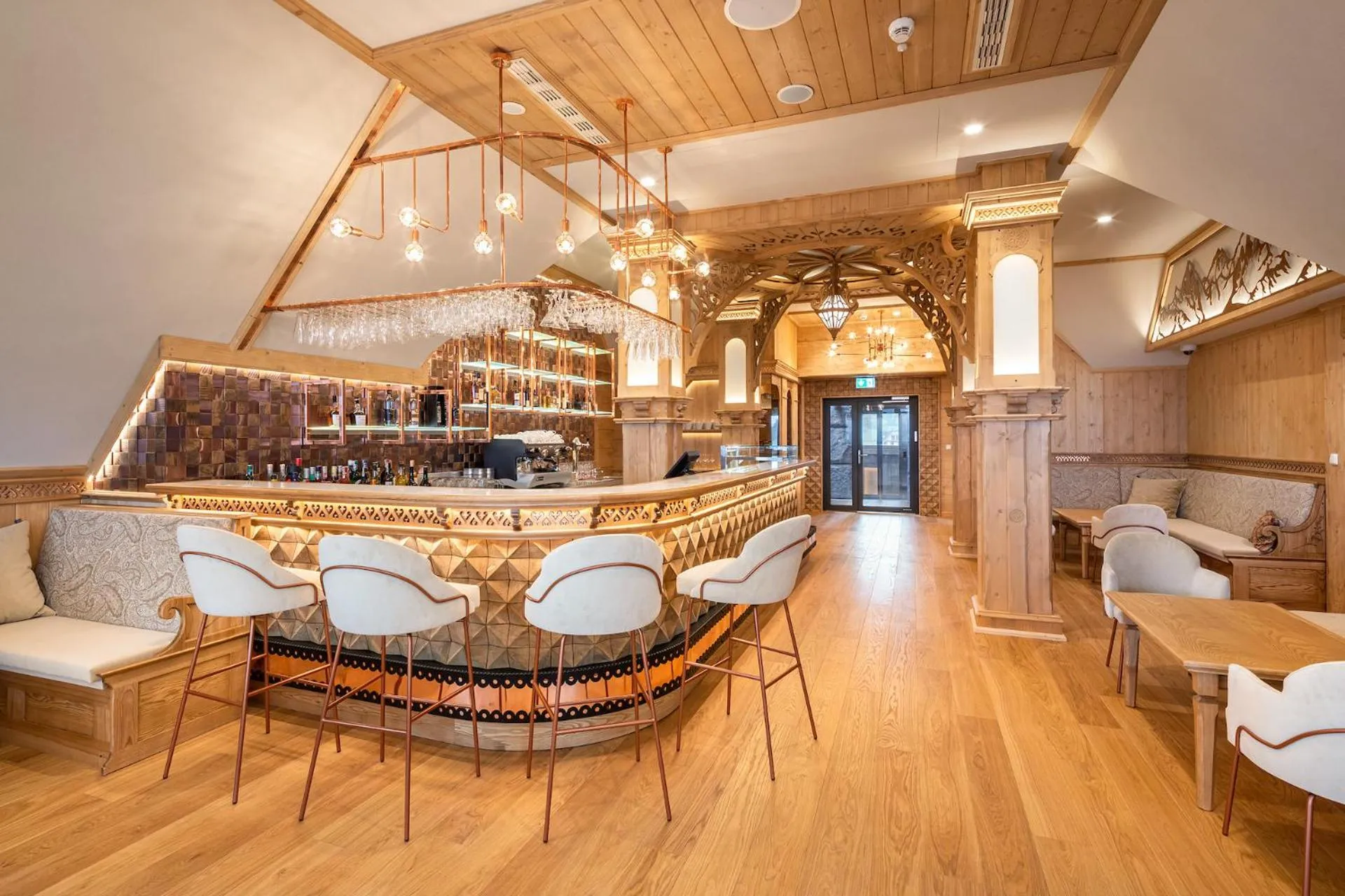 Seating area in Hotel Bania Thermal & Ski