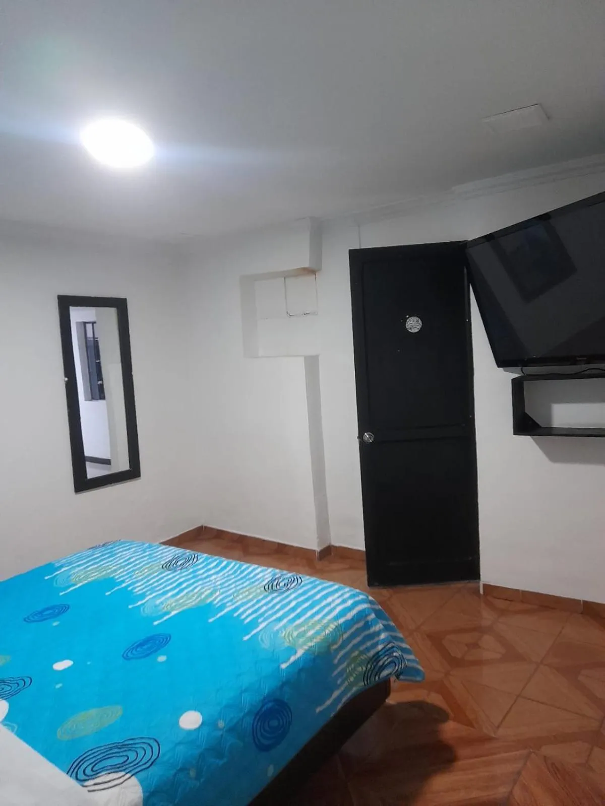 Property building, Bed in Hotel Parkway Inn 58 Street