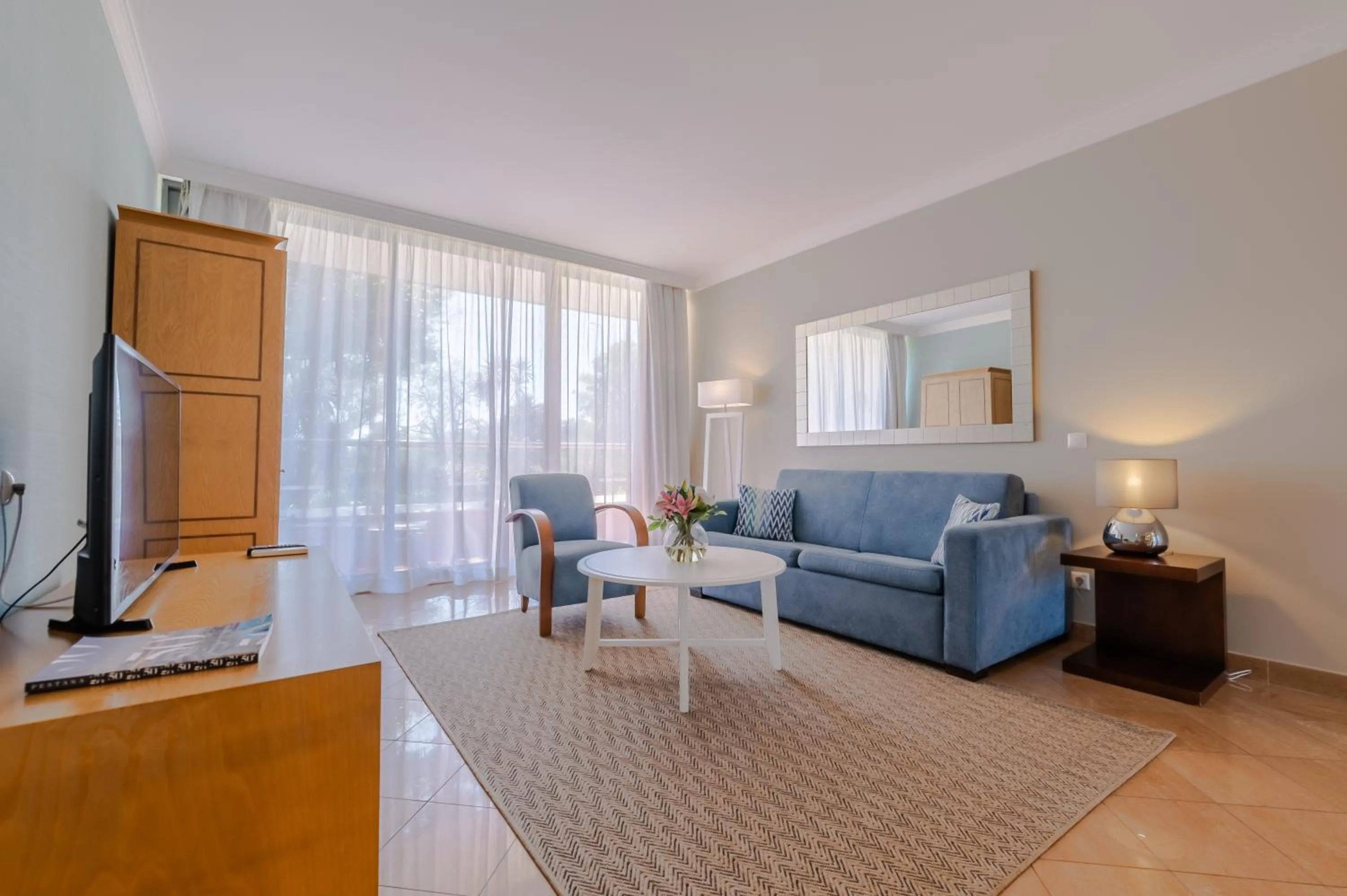 Living room in Pestana Alvor Park Suites Hotel