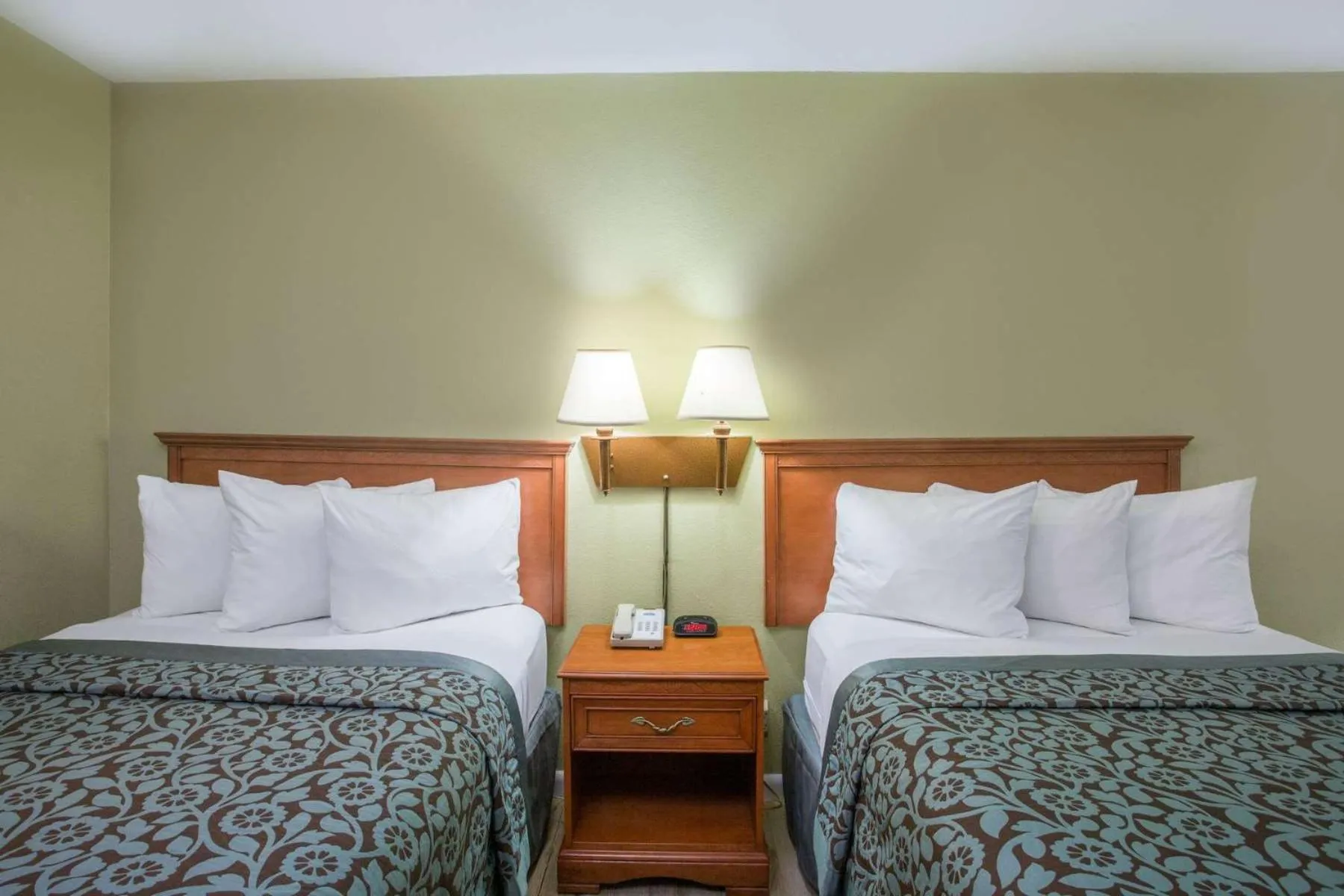 Decorative detail, Bed in Days Inn by Wyndham Ormond Beach