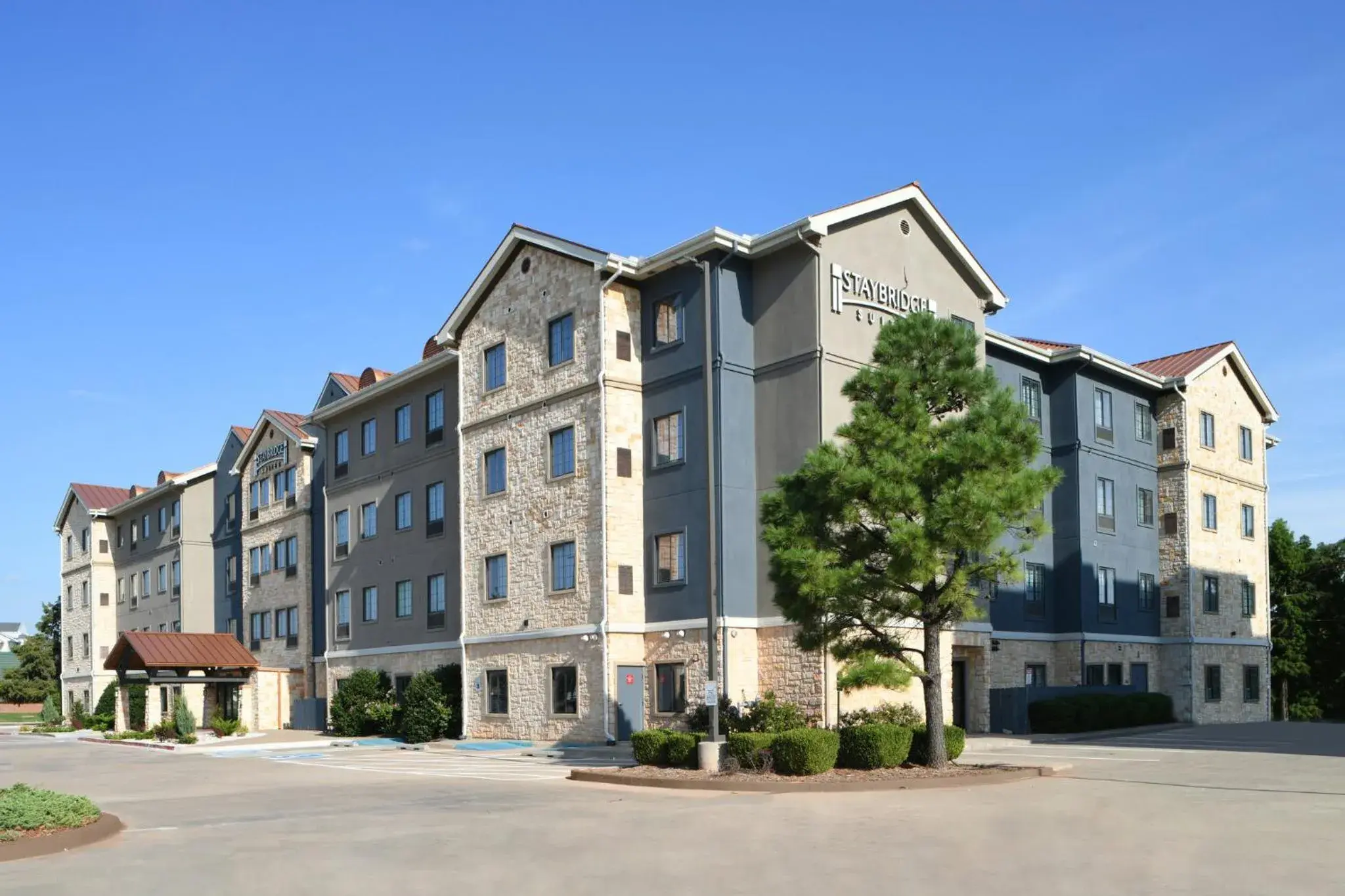 Property building in Staybridge Suites Oklahoma City by IHG Property building in Staybridge Suites Oklahoma City by IHG