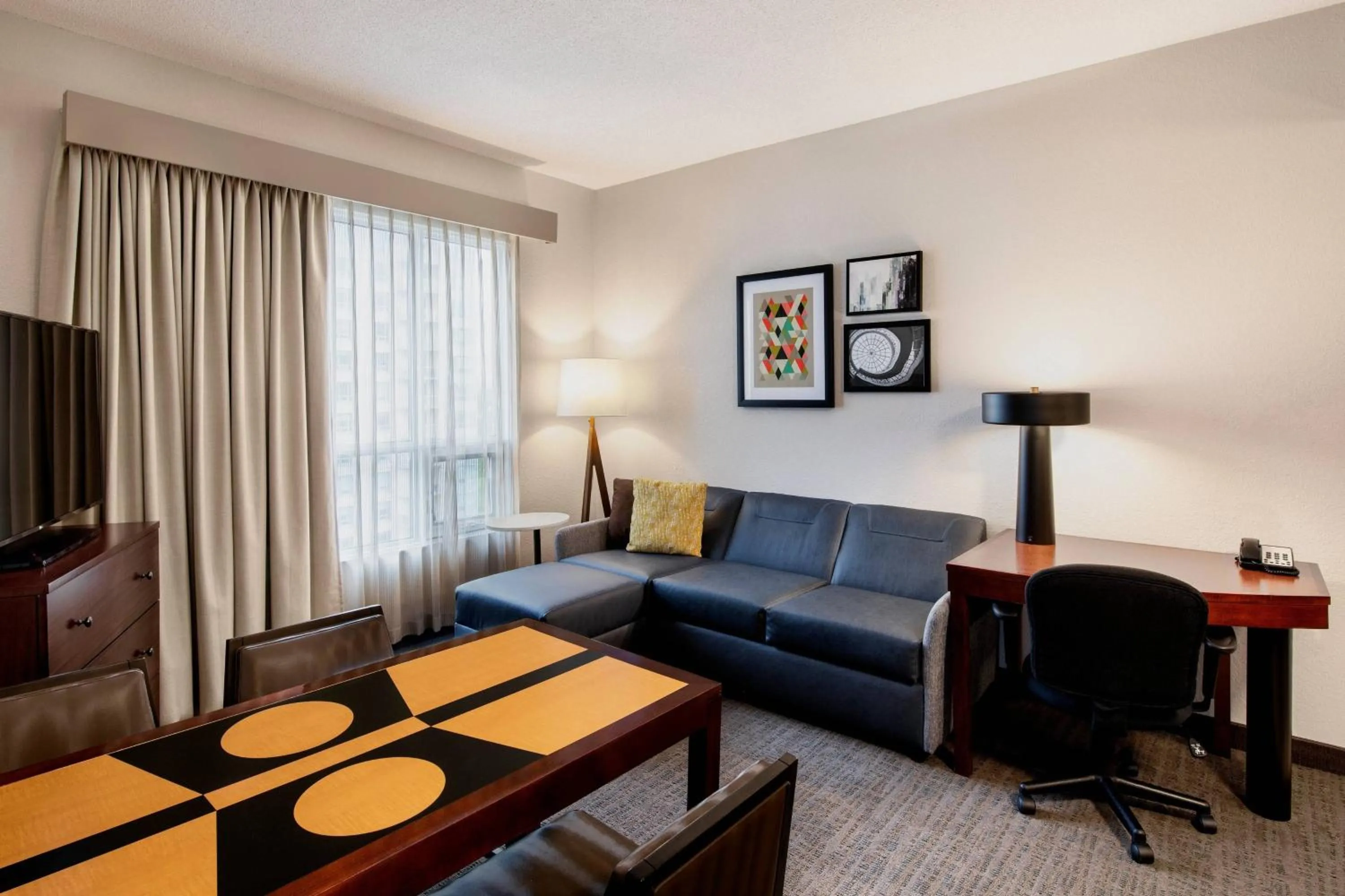 Living room in Residence Inn by Marriott Kingston Water's Edge
