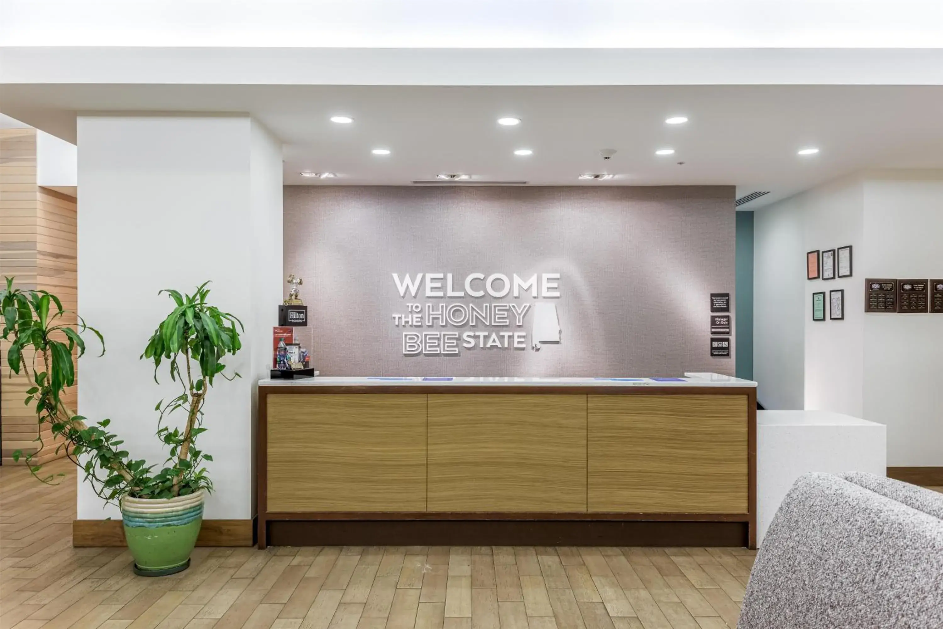 Lobby or reception in Hampton Inn & Suites - Orange Beach Lobby or reception in Hampton Inn & Suites - Orange Beach