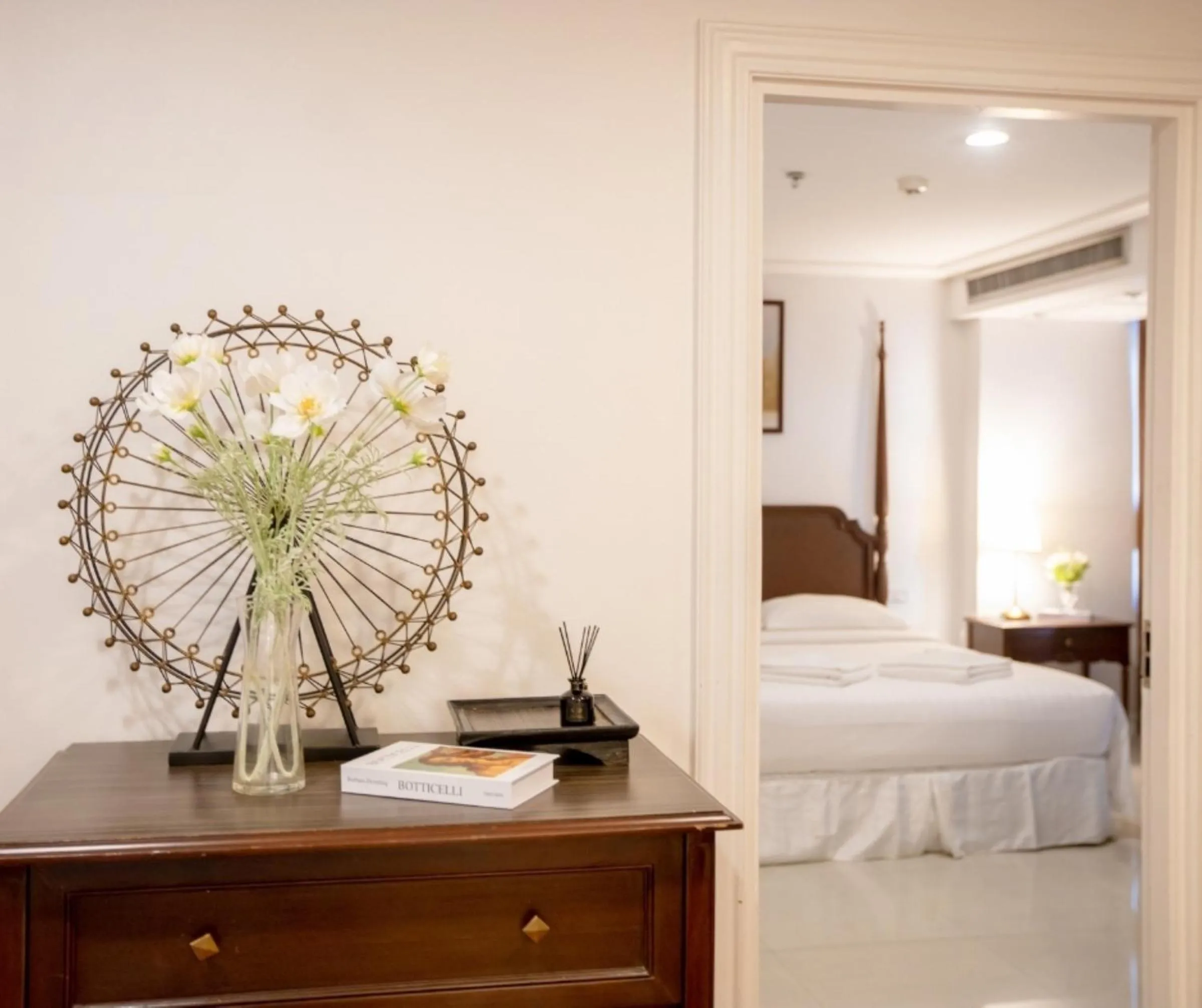 Bedroom, Bed in Forum Park Hotel