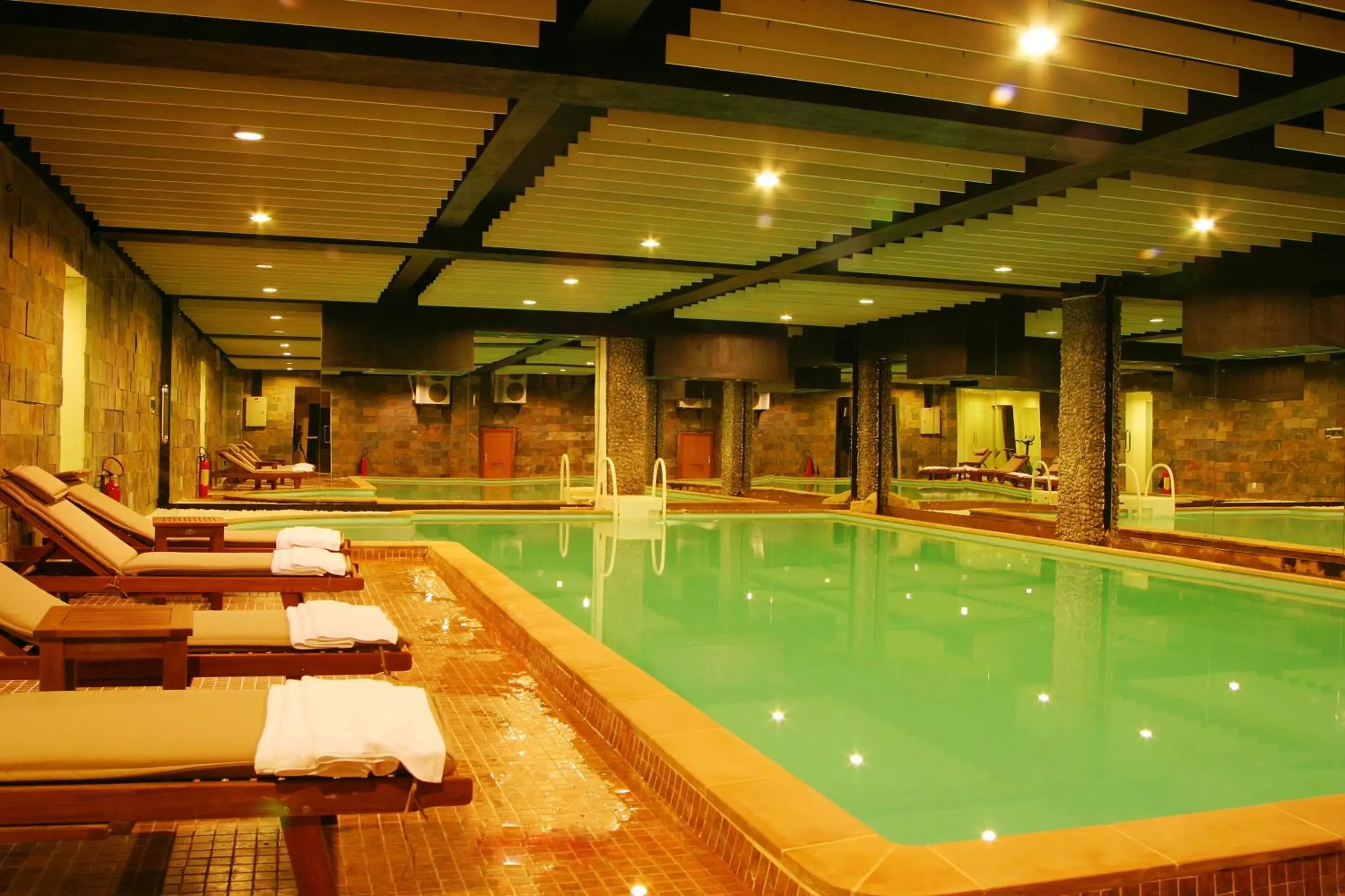 Swimming pool in Muong Thanh Holiday Da Lat Hotel Swimming pool in Muong Thanh Holiday Da Lat Hotel