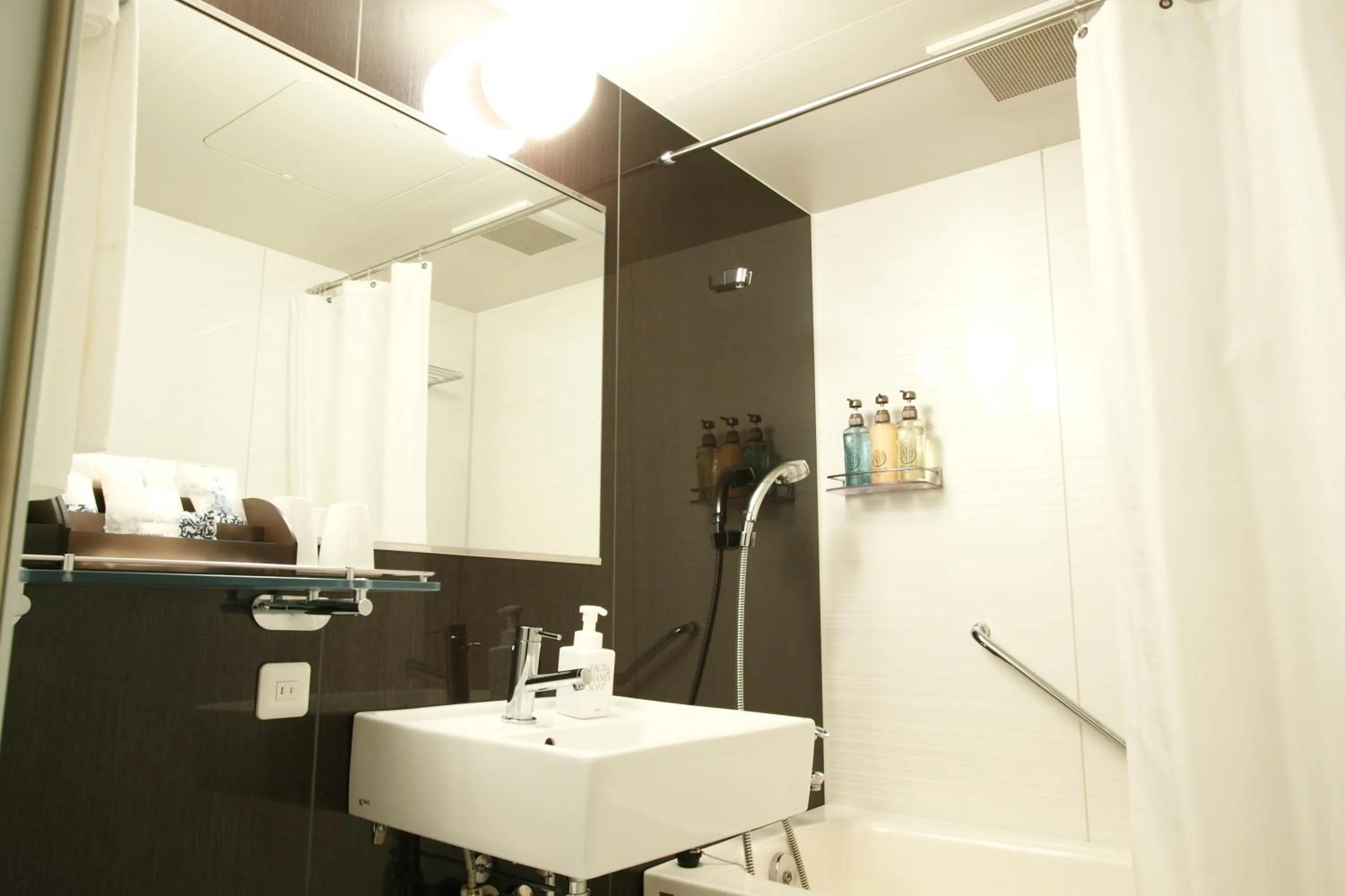 Bathroom in Hotel Sardonyx Tokyo