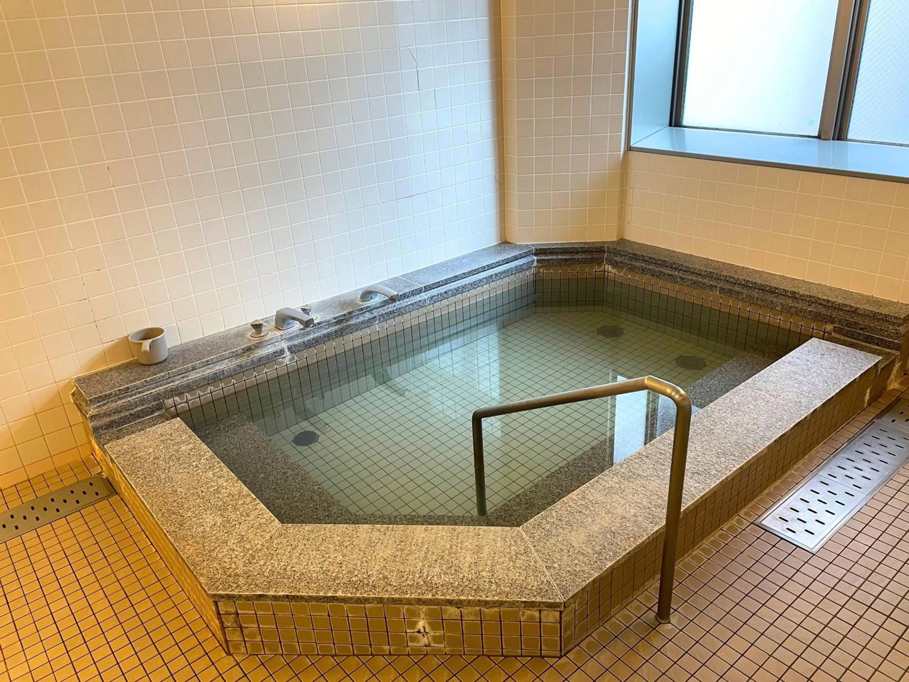 Hot Tub in Business Hotel Ekimae