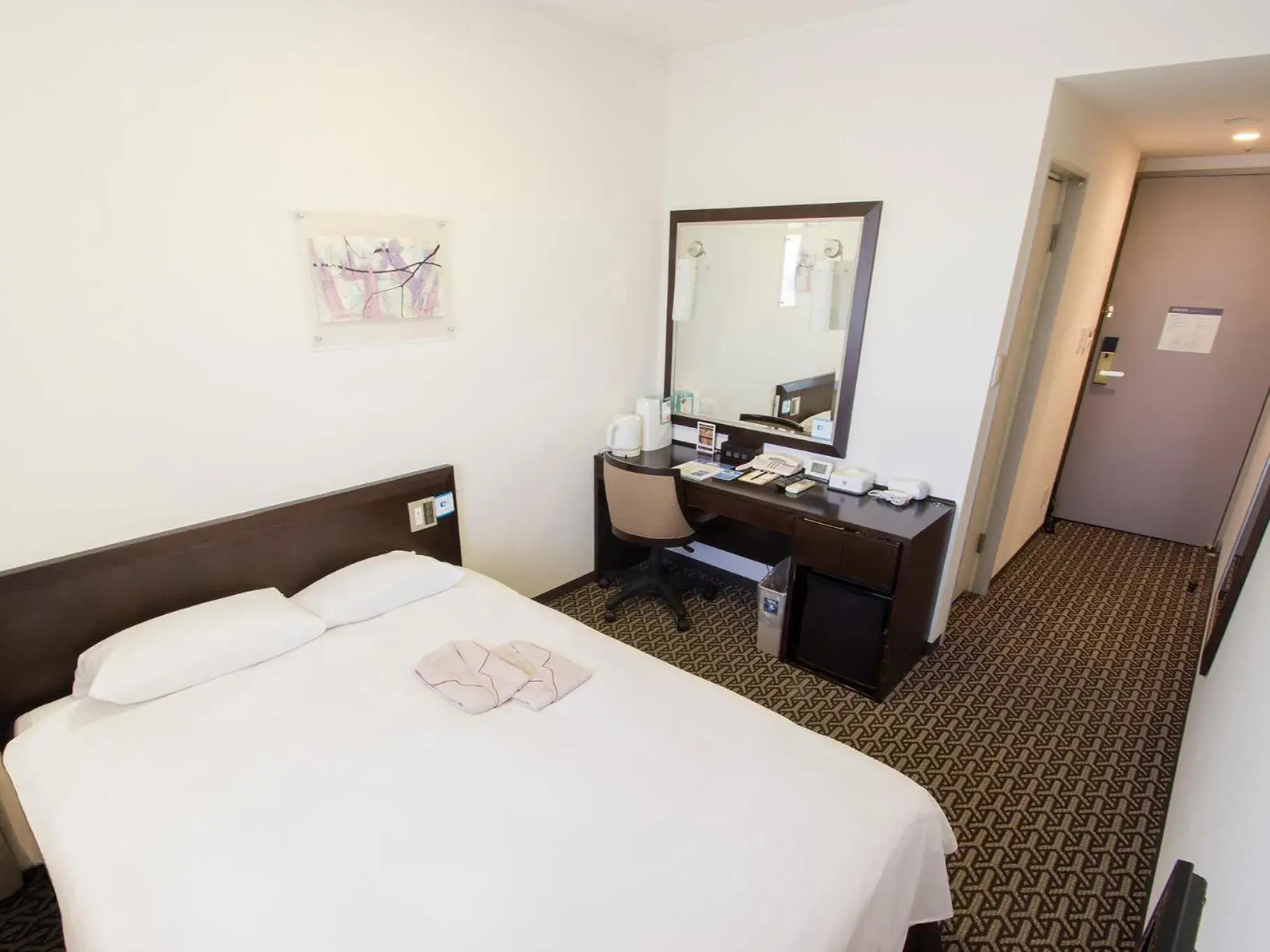 Photo of the whole room, Bed in Hearton Hotel Higashi-Shinagawa Photo of the whole room, Bed in Hearton Hotel Higashi-Shinagawa