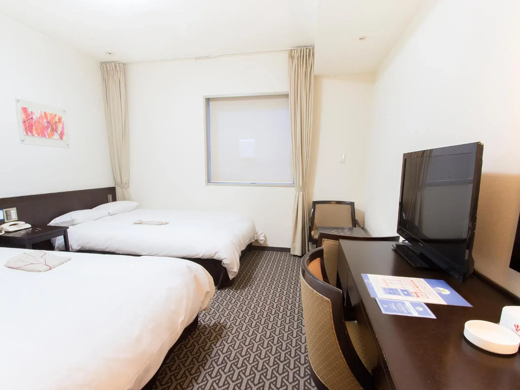 Photo of the whole room, Bed in Hearton Hotel Higashi-Shinagawa Photo of the whole room, Bed in Hearton Hotel Higashi-Shinagawa