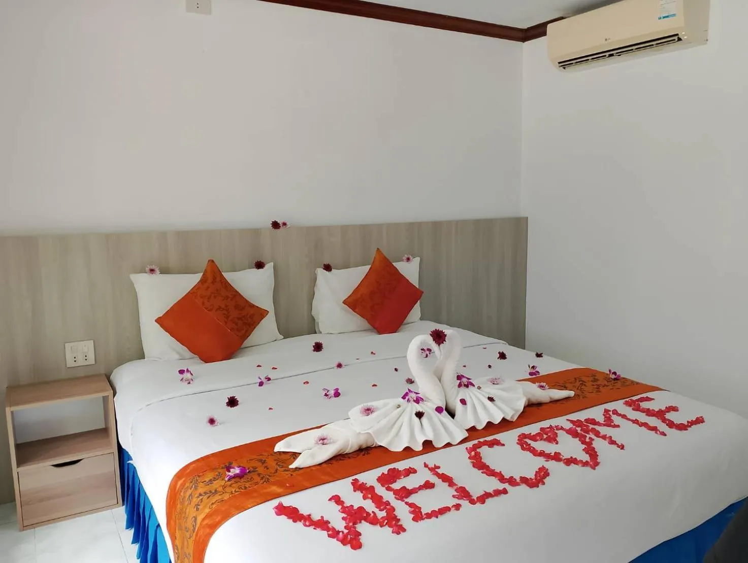 Bed in Aonang Village Resort