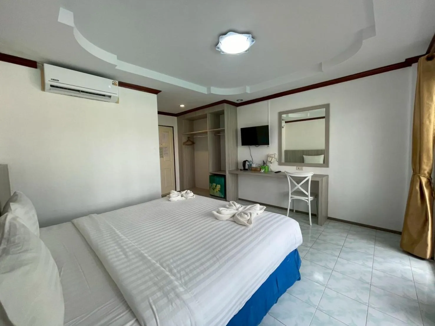 Bed in Aonang Village Resort