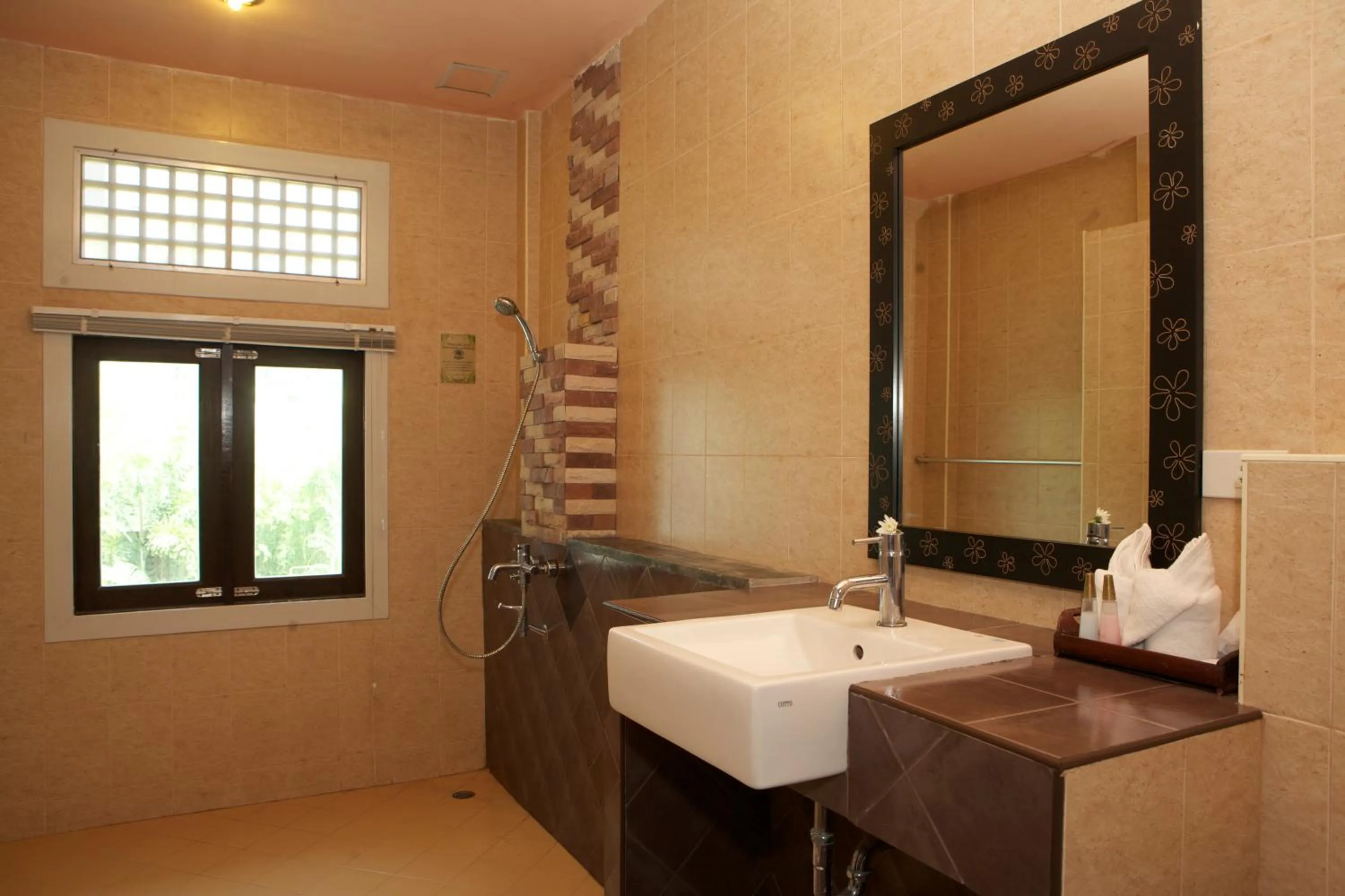 Bathroom in Simple Life Resort Koh Tao