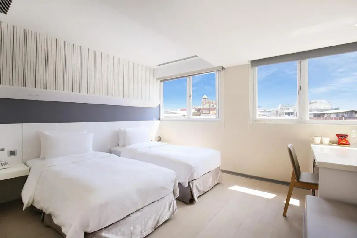 Photo of the whole room, Bed in Dandy Hotel - Tianmu Branch Photo of the whole room, Bed in Dandy Hotel - Tianmu Branch