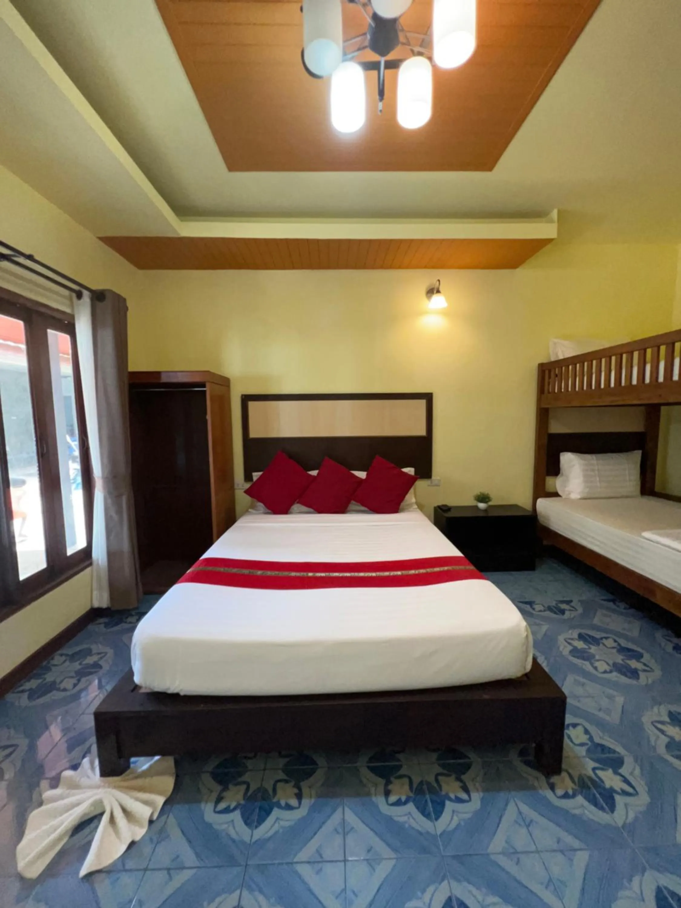 Bed in Lanta Paragon