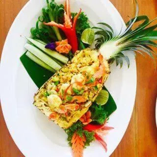 Food in Lanta Paragon