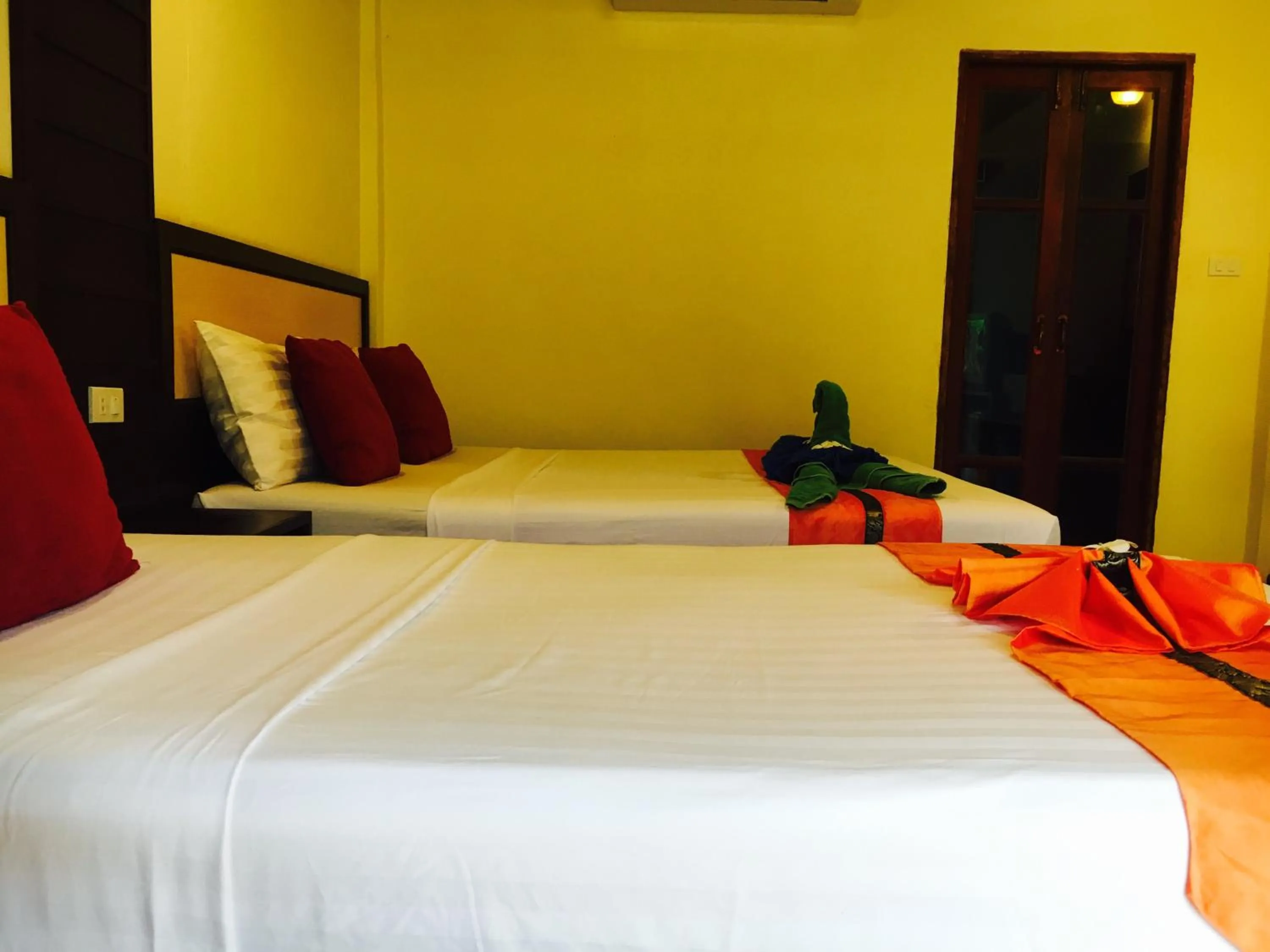 Bed in Lanta Paragon