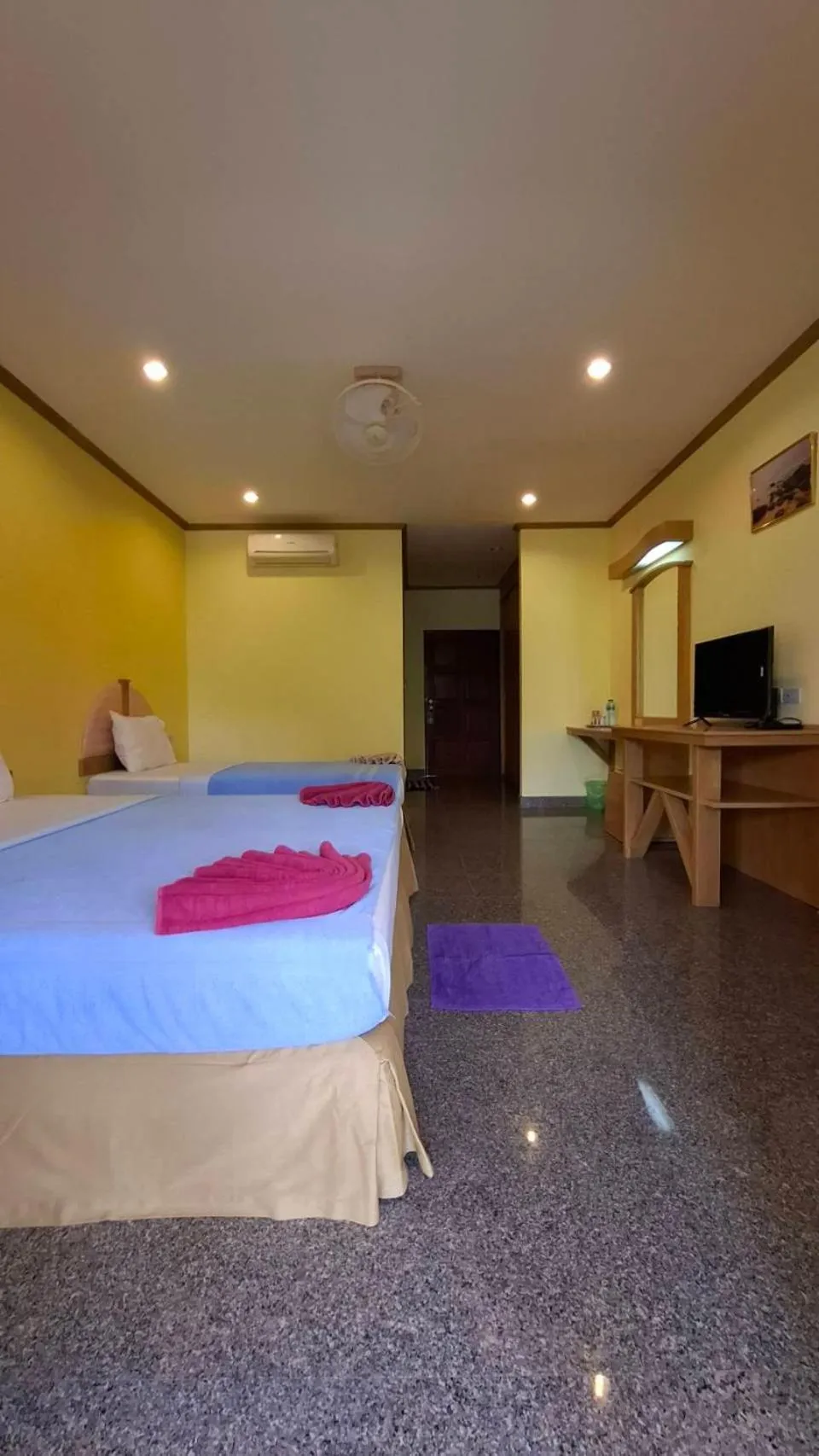 Bed in Lanta Summer House 1