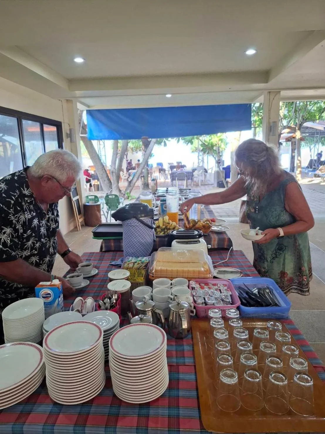 Buffet breakfast in Lanta Summer House 1