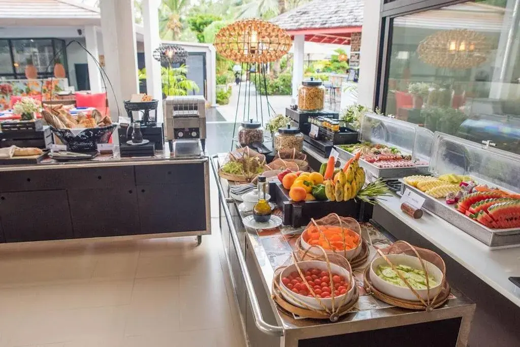 Food in The Sunset Beach Resort & Spa, Taling Ngam, Ko Samui Food in The Sunset Beach Resort & Spa, Taling Ngam, Ko Samui