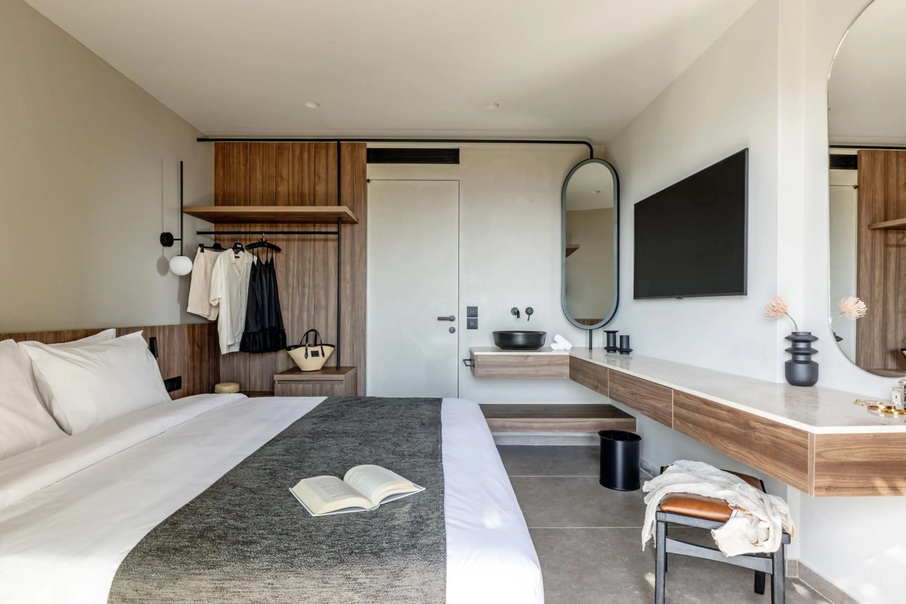 Bedroom, Bed in Elios Hill