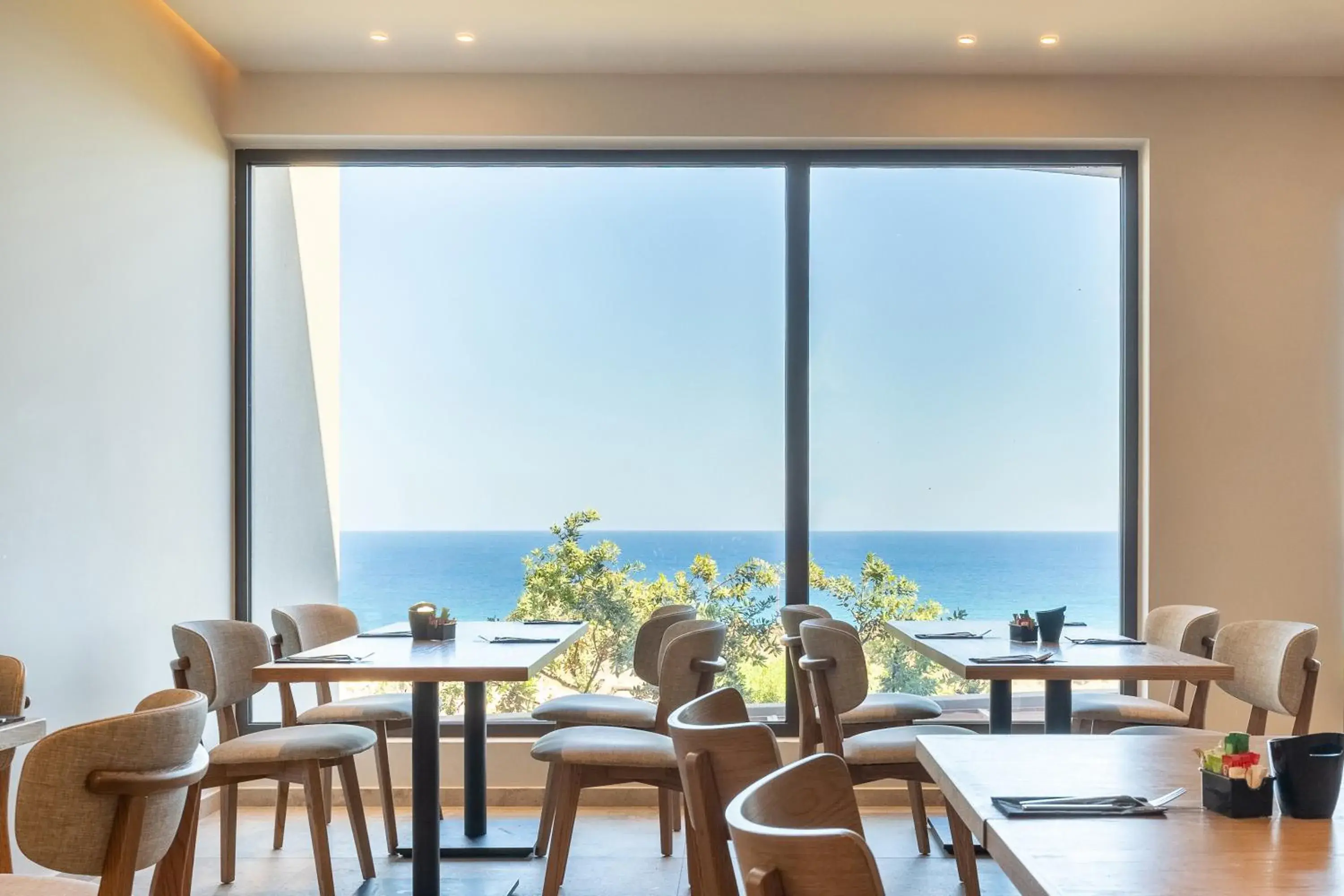 Restaurant/places to eat in Elios Hill Restaurant/places to eat in Elios Hill