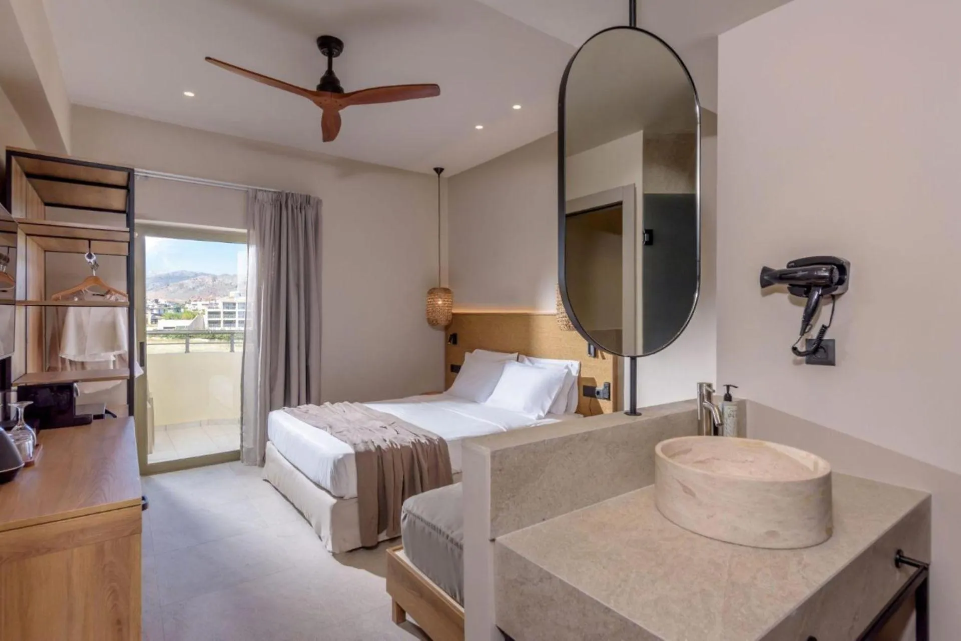 Photo of the whole room, Bed in Zeus Hotels Neptuno Beach