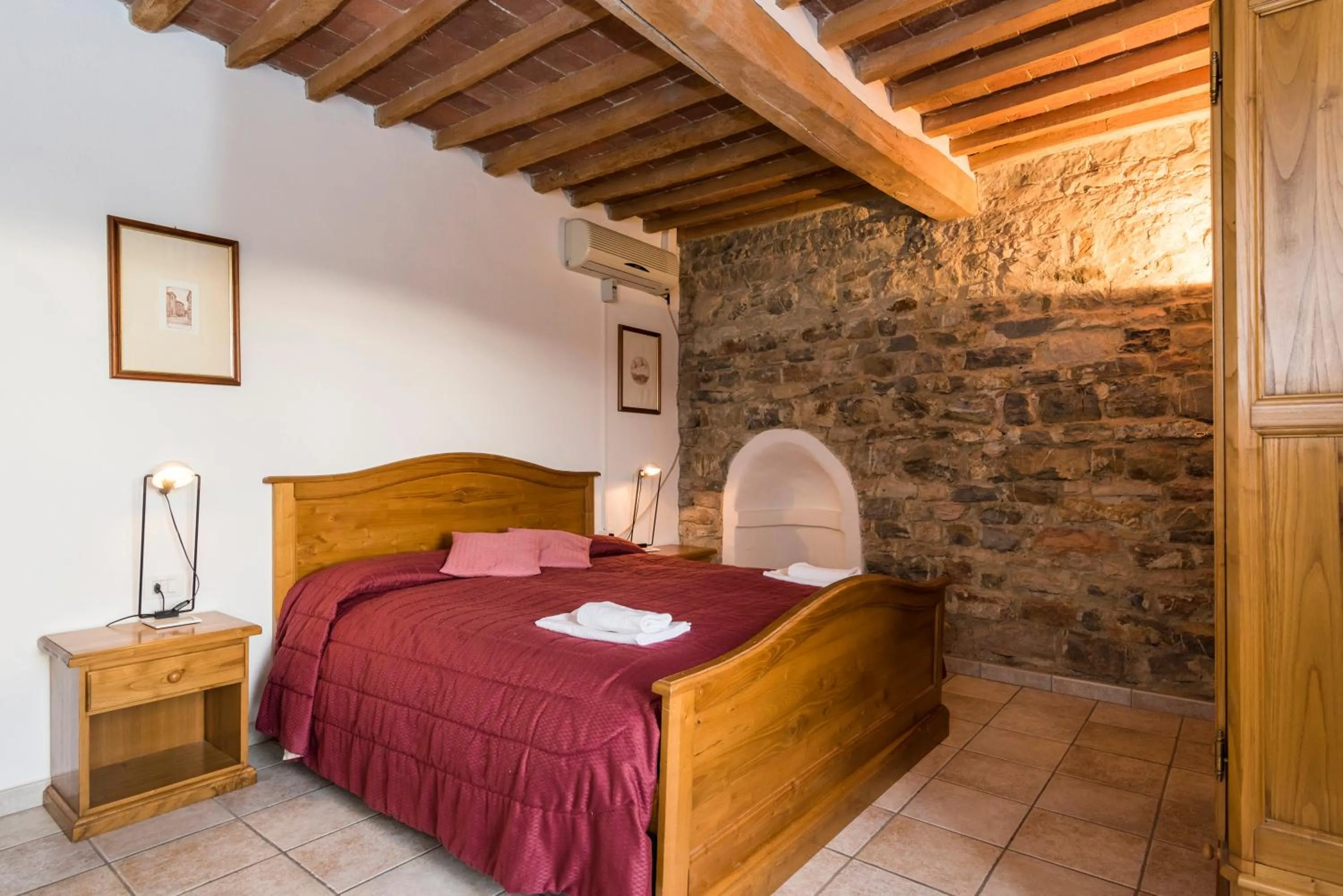 Bedroom, Bed in Il Chiostro Appartamenti & Suites