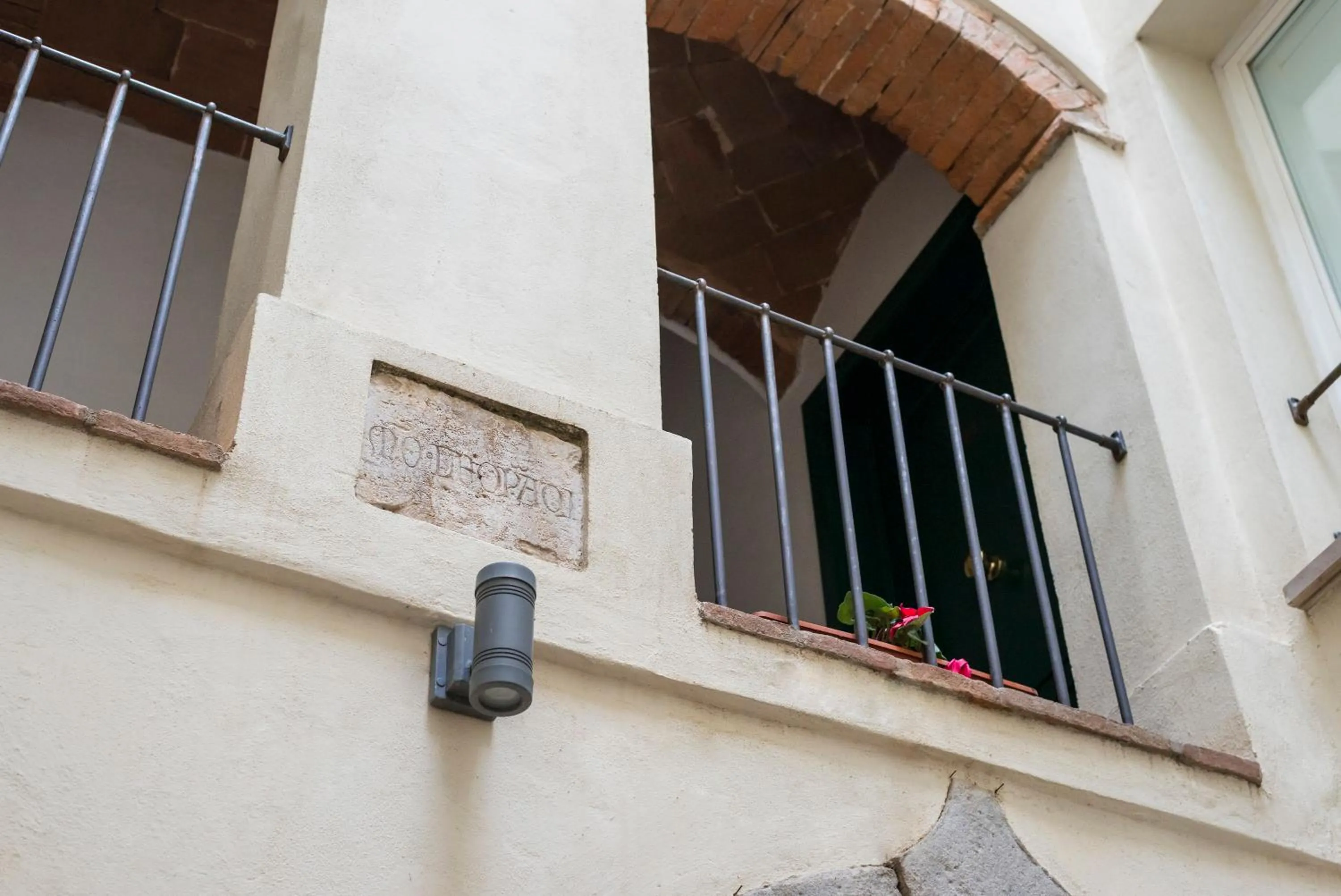 Facade/entrance in Il Chiostro Appartamenti & Suites
