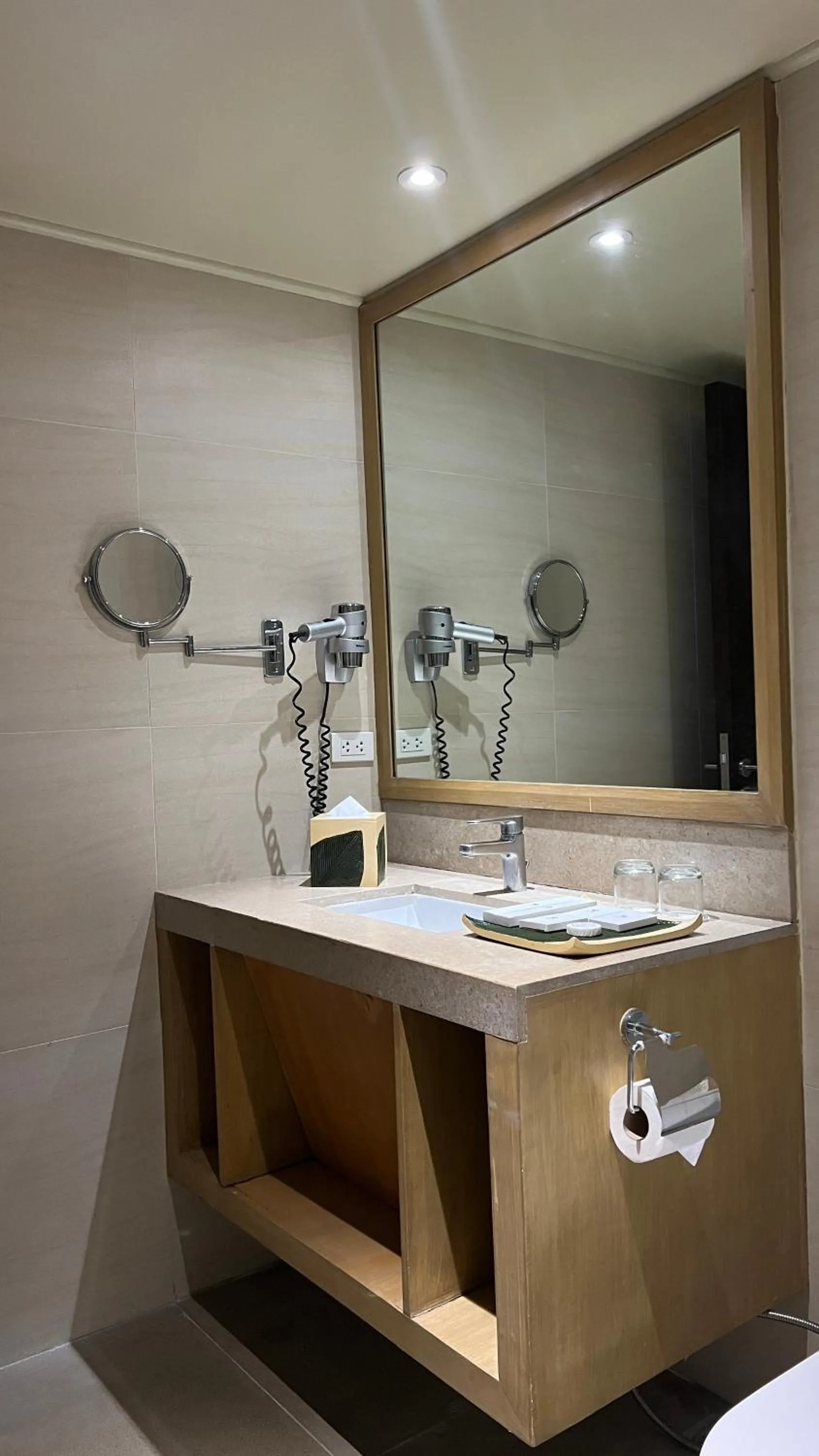 Bathroom in Taal Vista Hotel