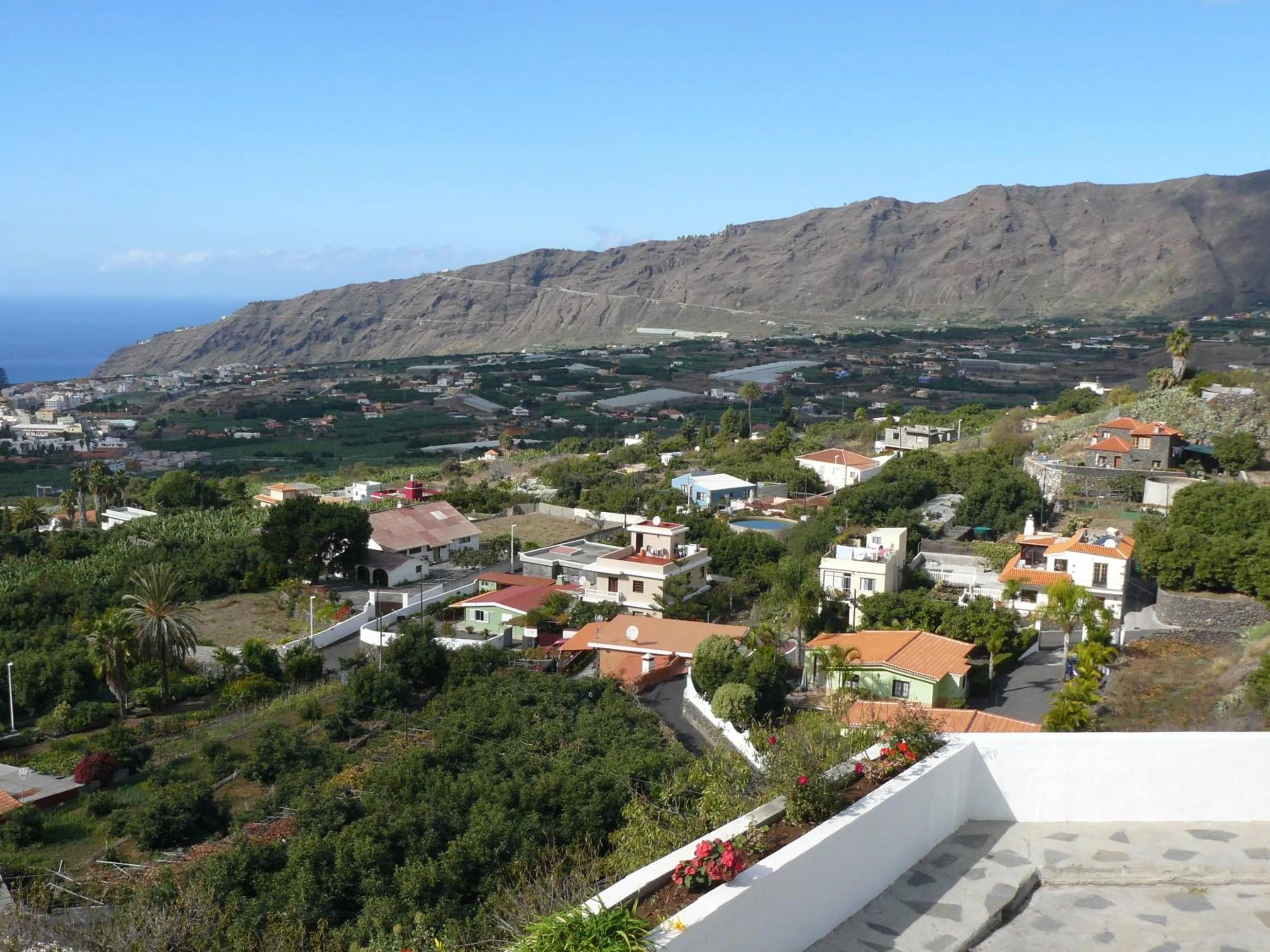 Mountain view in Casitas Rosheli