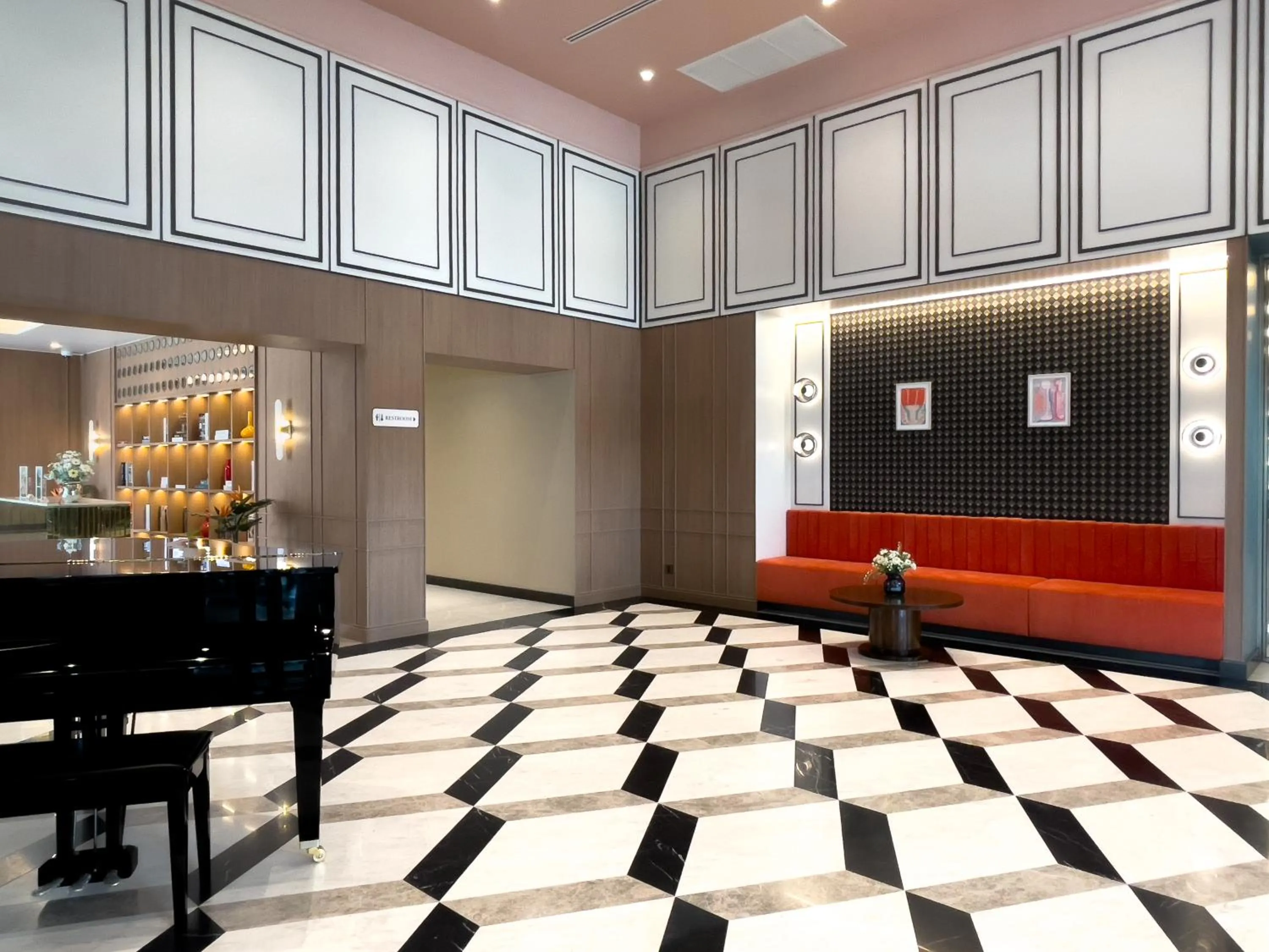 Lobby or reception in A-ONE Bangkok Hotel