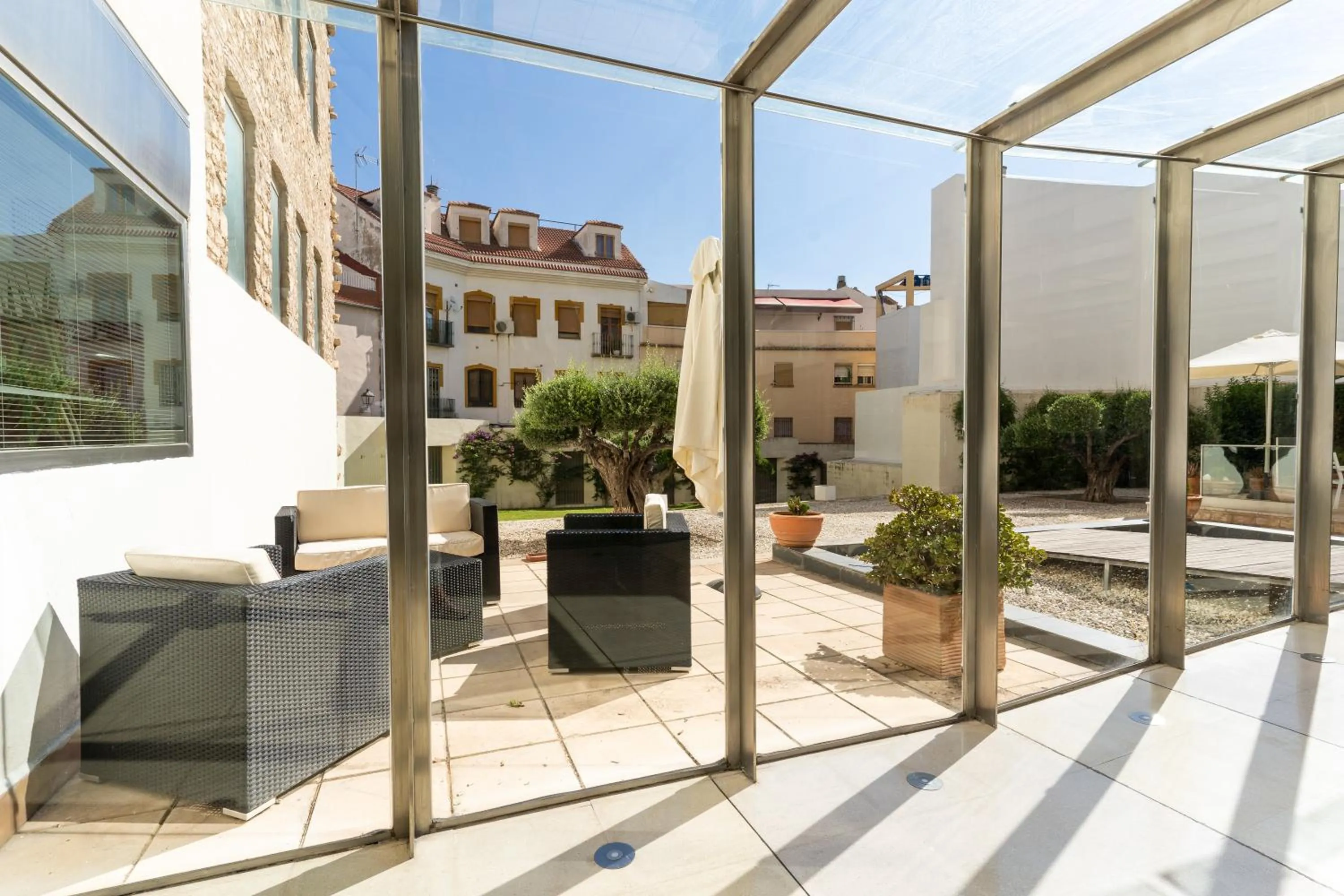 Patio in Albergue Inturjoven Jaen