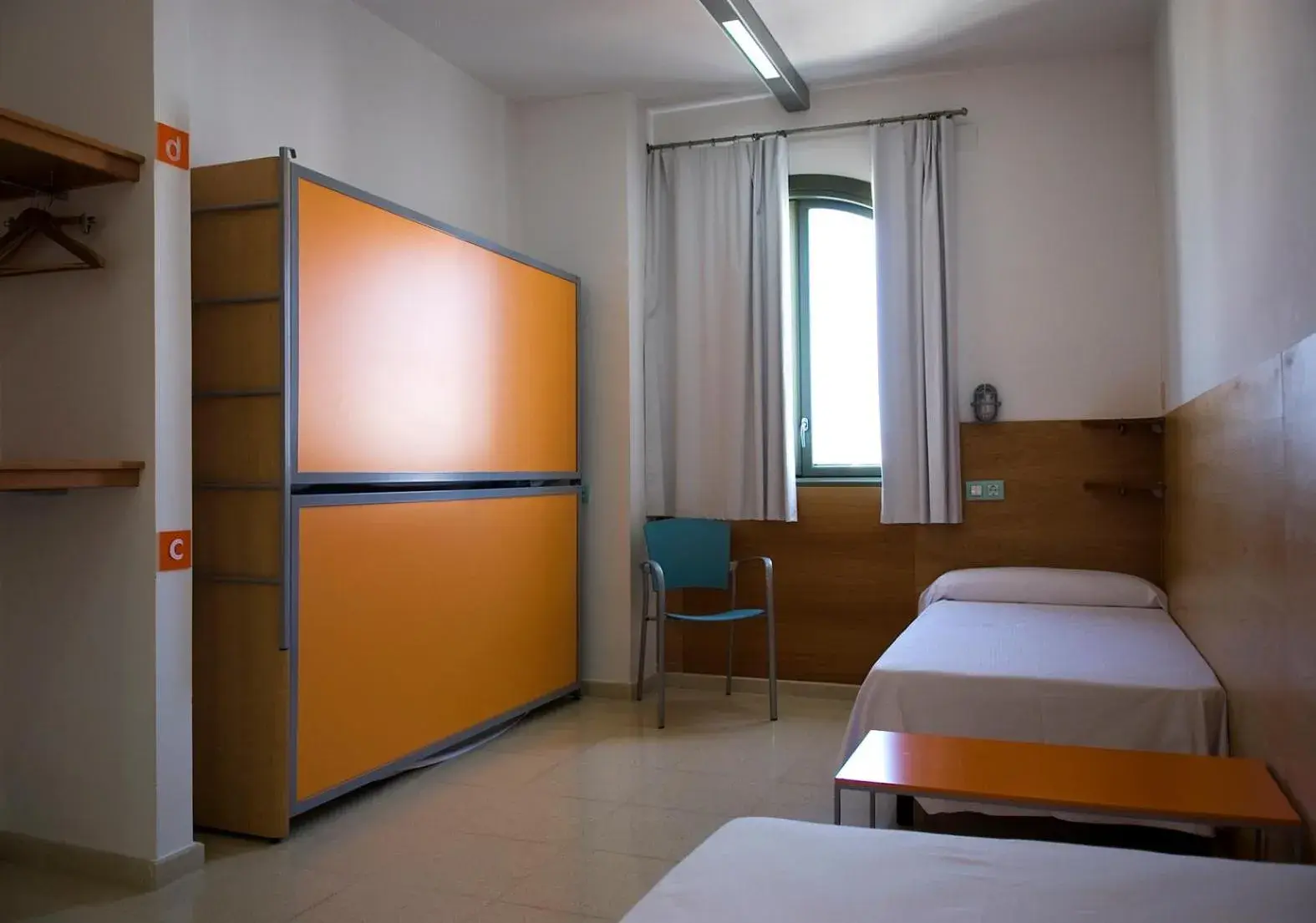 Quadruple Room with Private Bathroom in Albergue Inturjoven Jaen Quadruple Room with Private Bathroom in Albergue Inturjoven Jaen