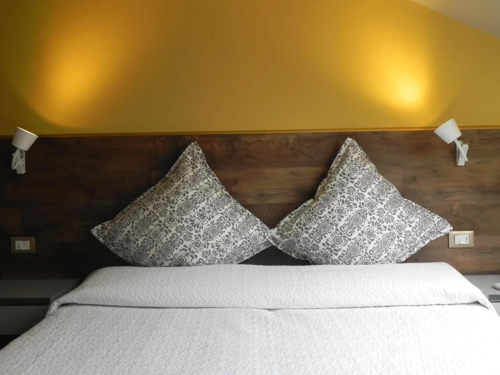 Bed in Hotel Liberty