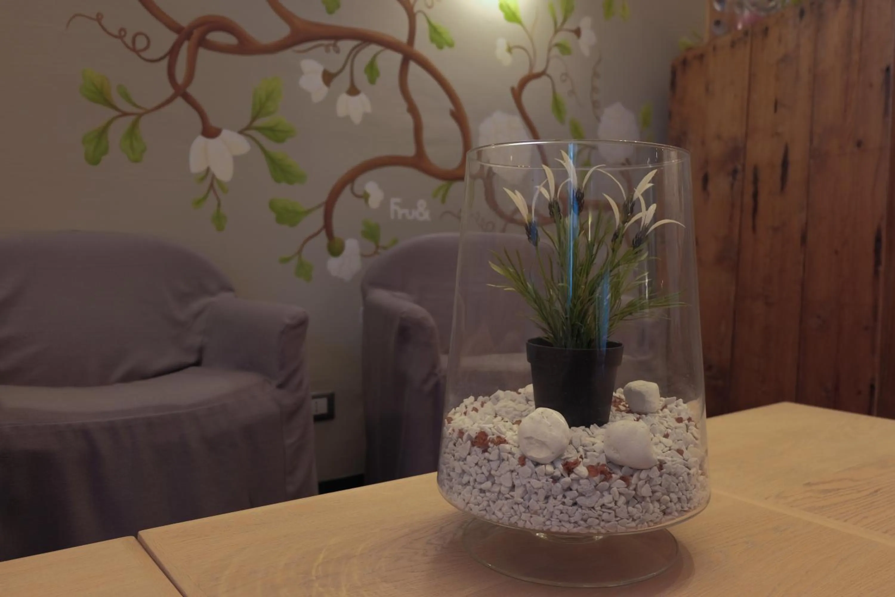 Communal lounge/ TV room in Hotel Liberty