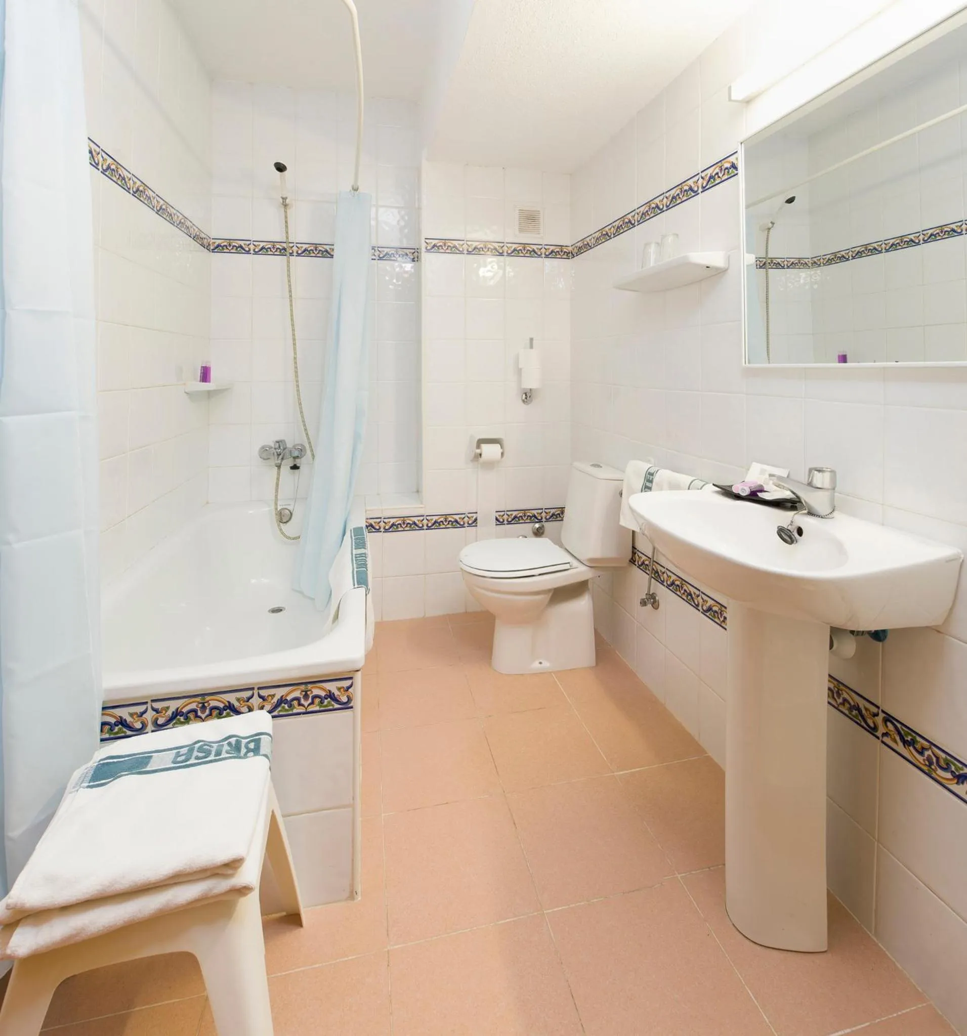 Bathroom in Hotel Brisa Ibiza - Adults only