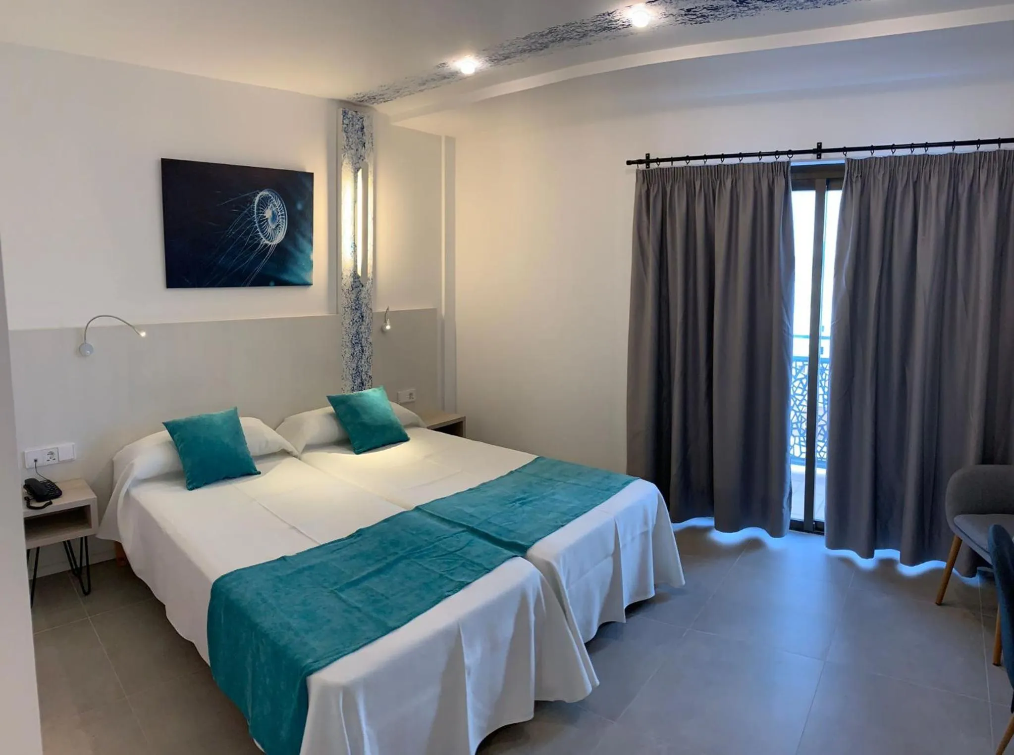 Photo of the whole room, Bed in Hotel Brisa Ibiza - Adults only