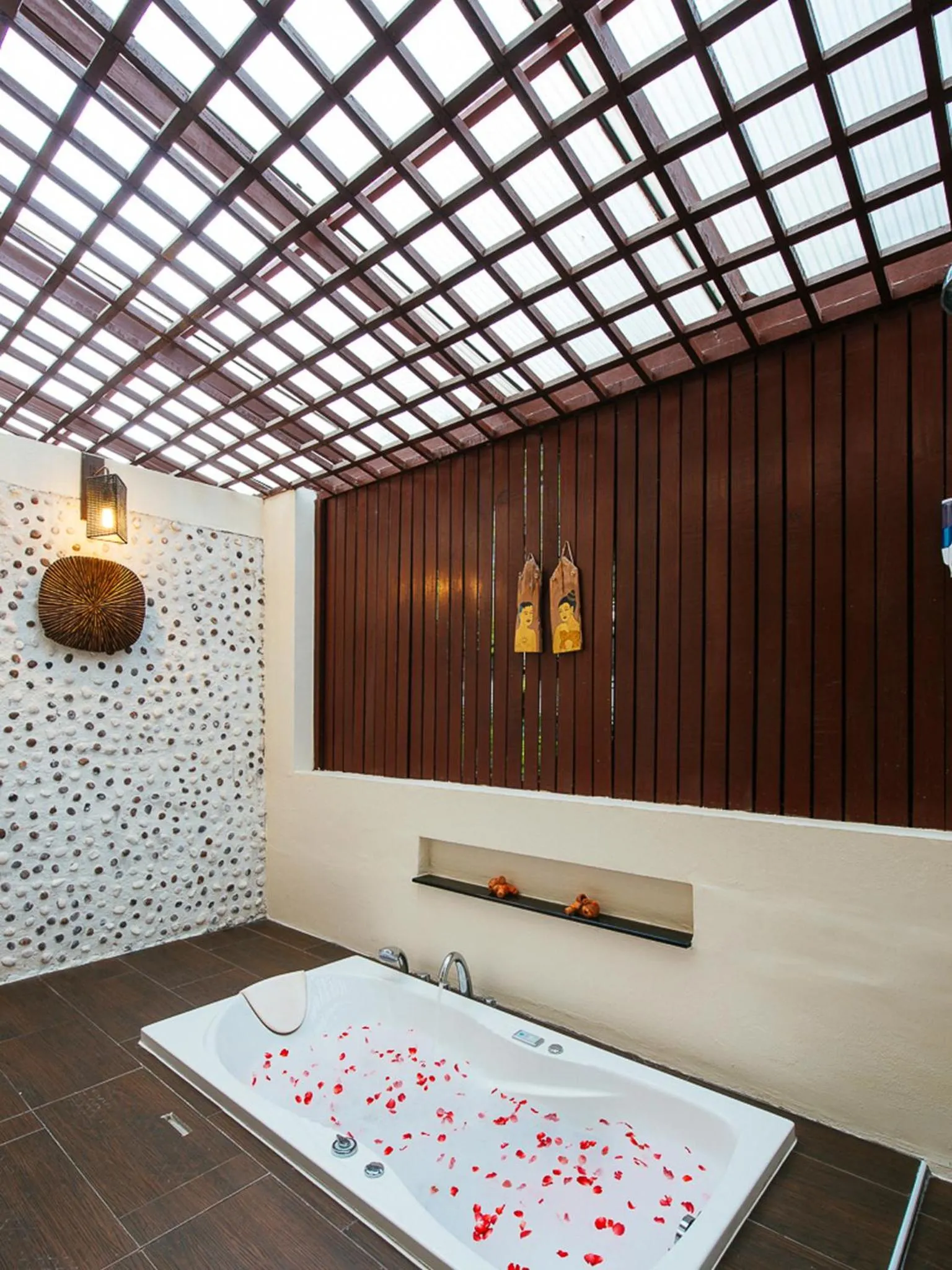 Spa and wellness centre/facilities in Deevana Patong Resort & Spa