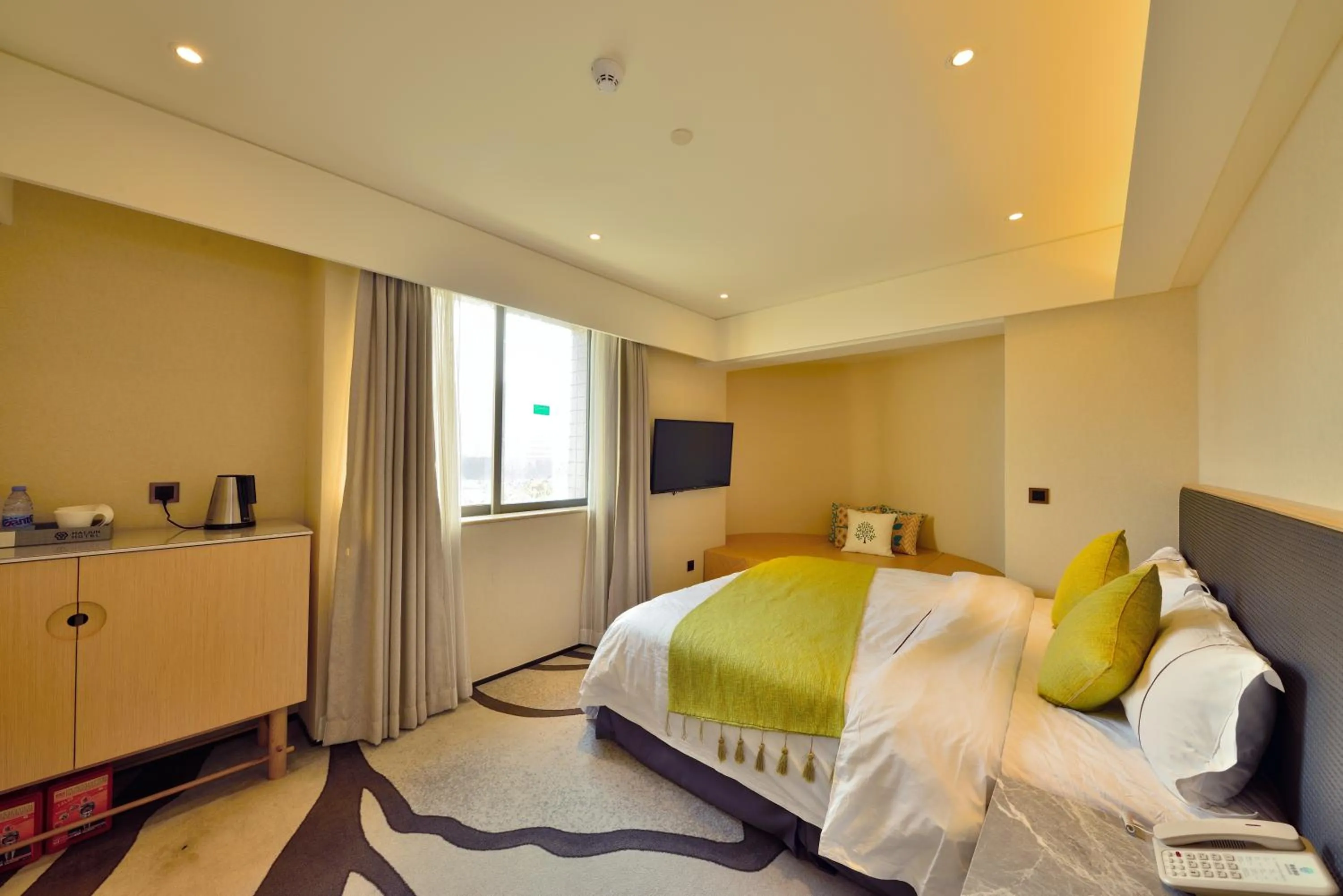 Bed in Hai Jun Hotel Guangzhou