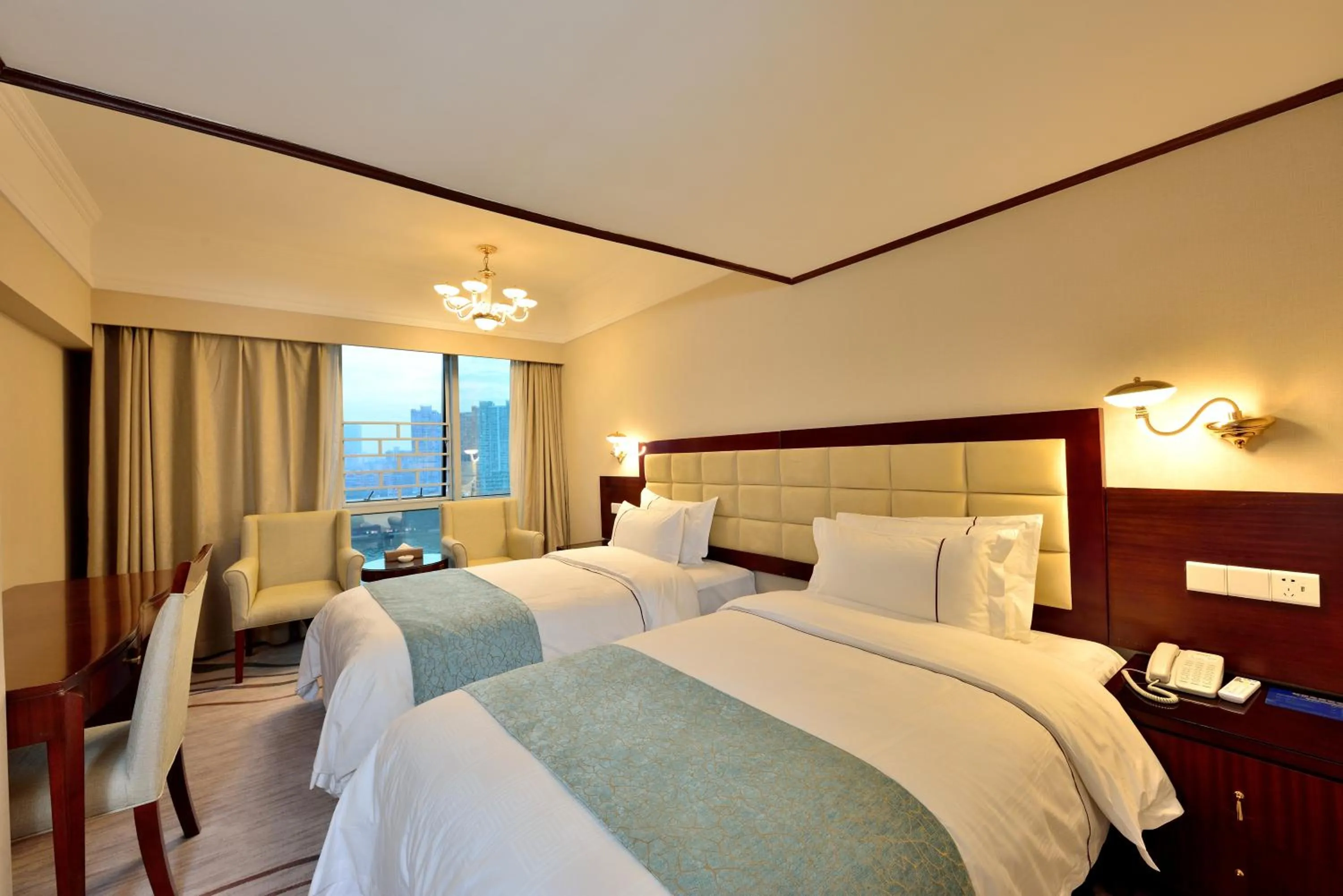 Bed in Hai Jun Hotel Guangzhou