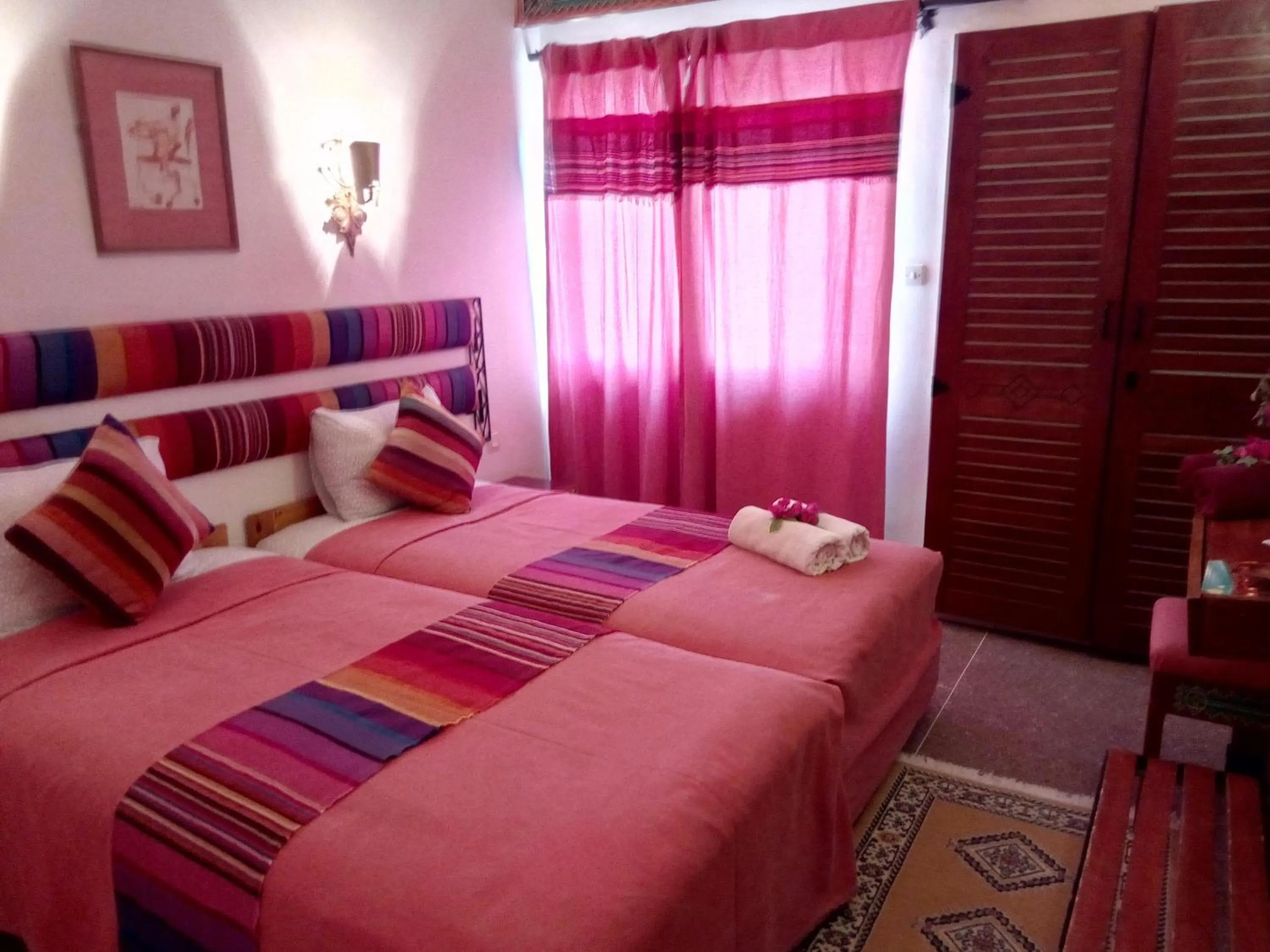 Bed in Hôtel Le Tinsouline