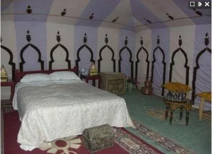 Bed in Hôtel Le Tinsouline