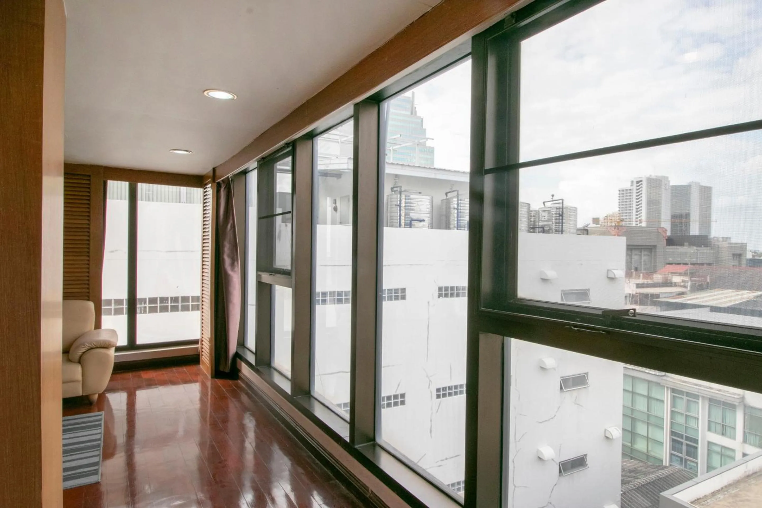 Bedroom in Hotel Win Long