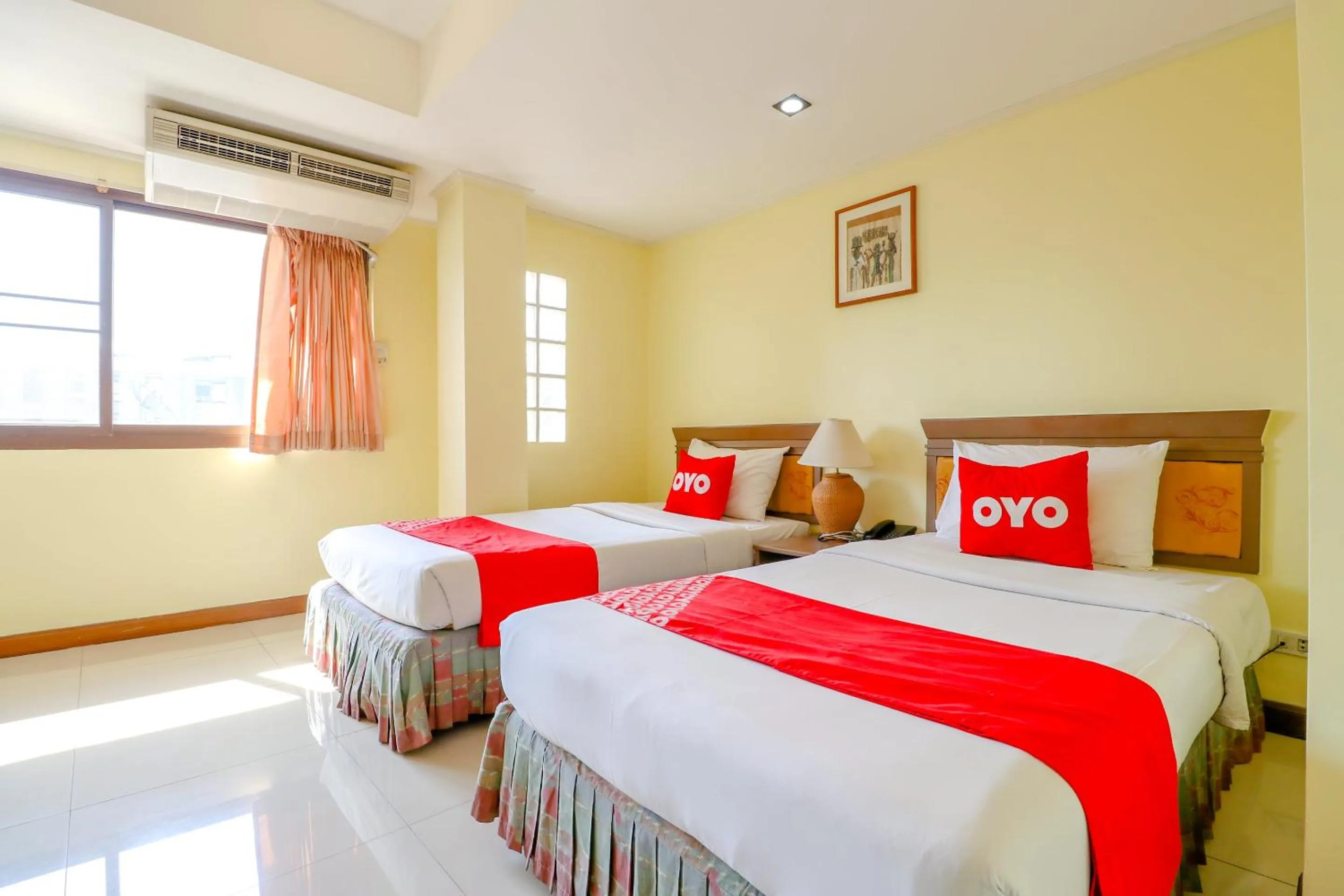 Bedroom, Bed in Hotel Win Long