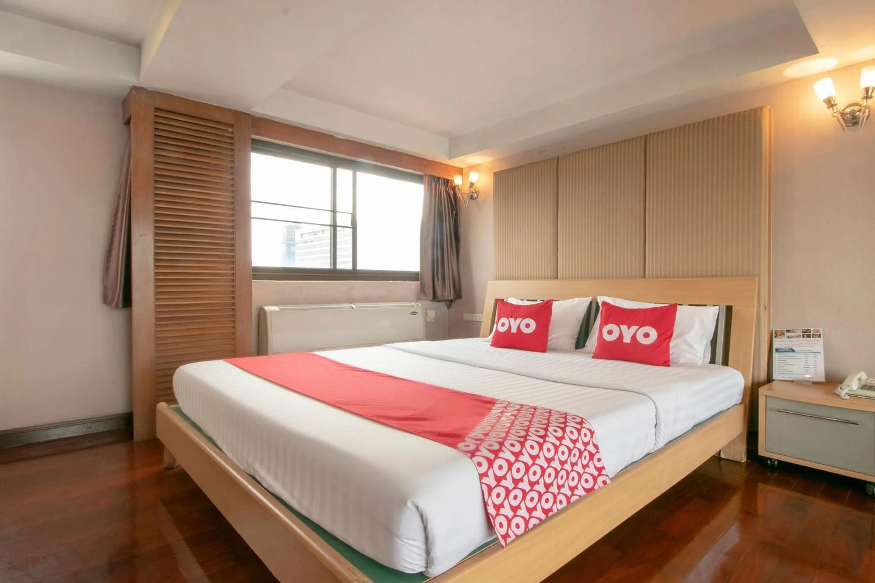 Bedroom, Bed in Hotel Win Long